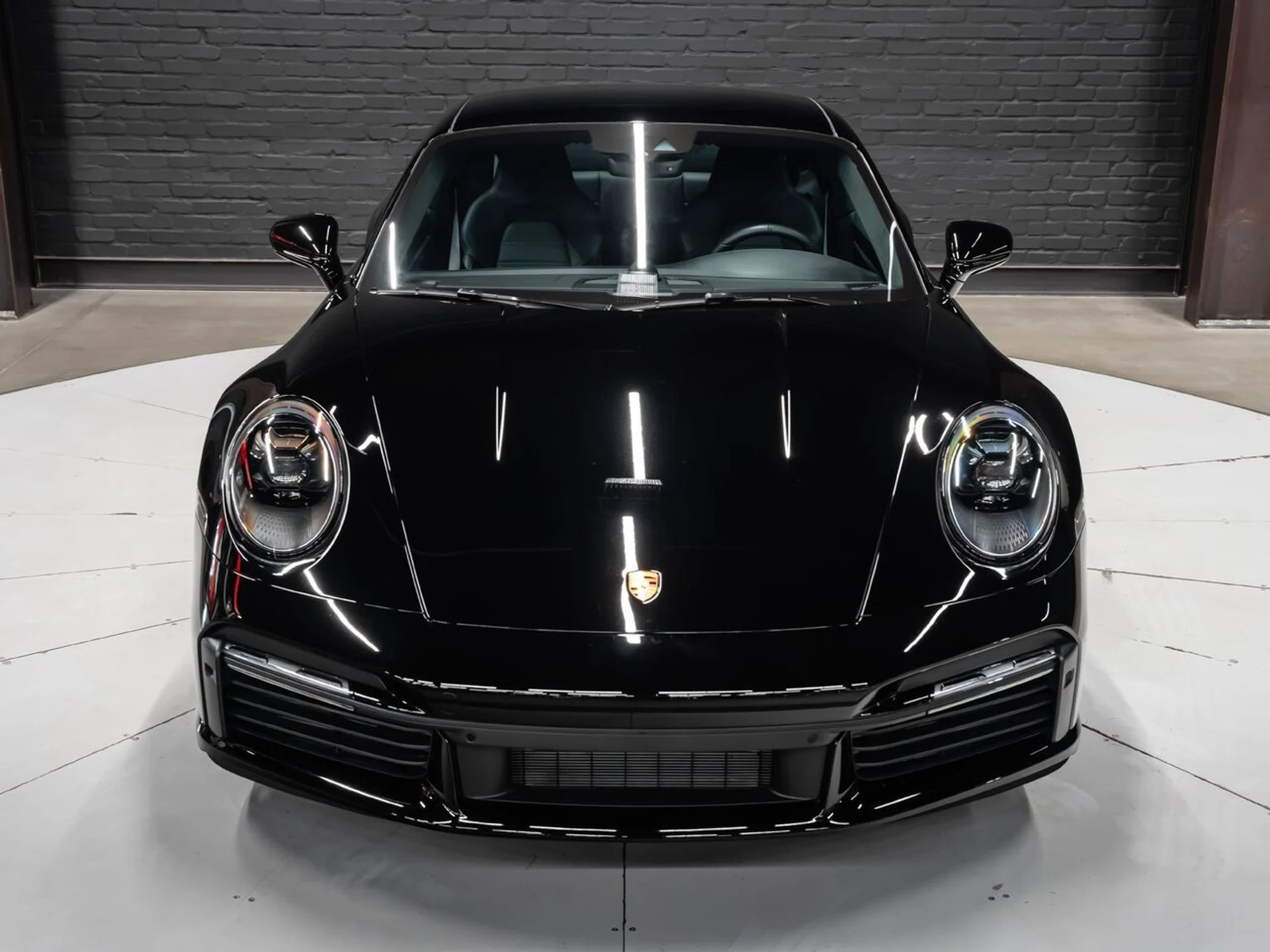 mph025_1003865276_porsche_911_2022_6febc0e11d