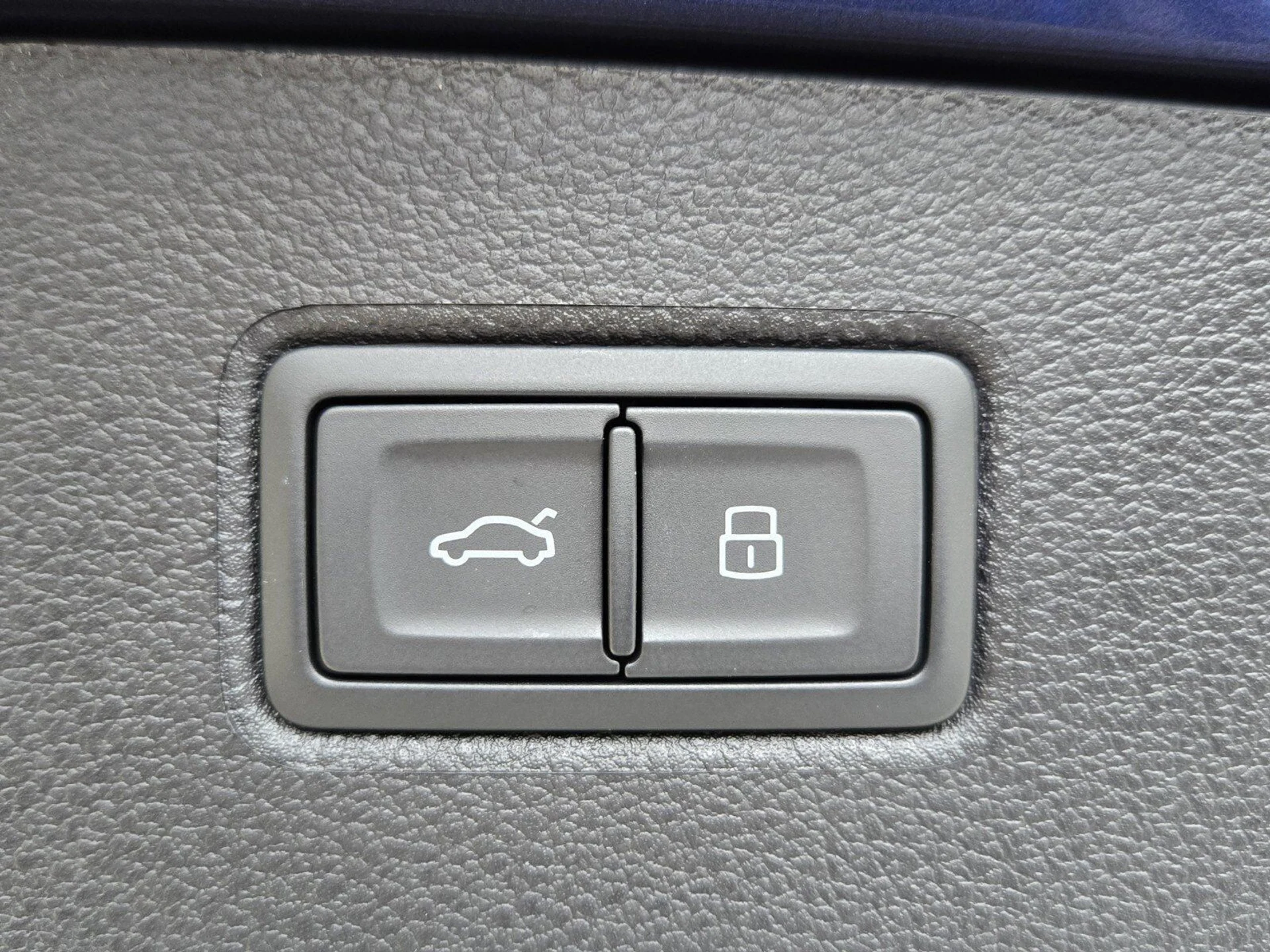 mph025_1004637316_00c0a0afeb91c61c19f0f60eae08b2aax_a93d1969f1