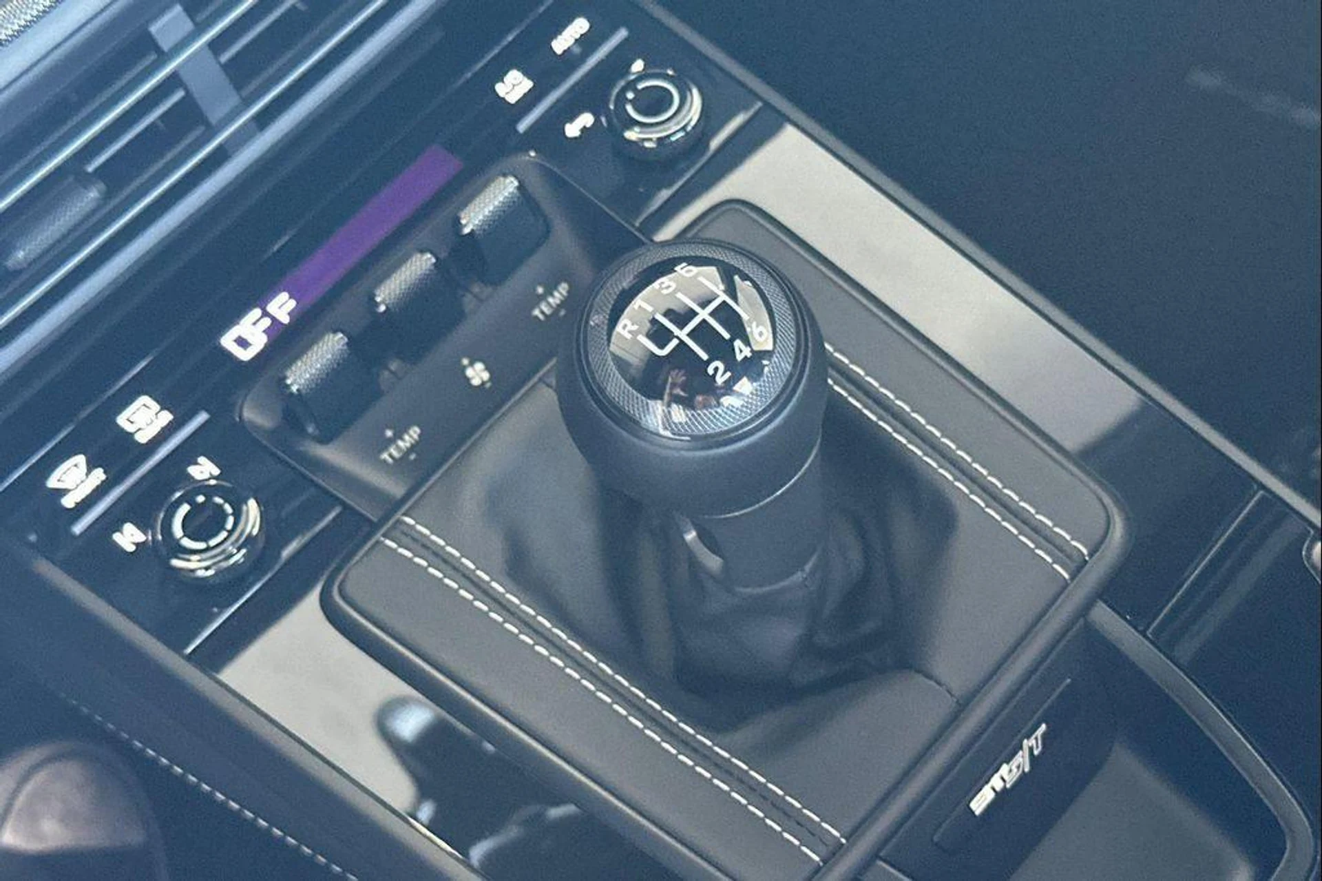 mph025_1005629911_OU_0ragf_ISG_6_PZ_LB_Yyc_K_Mz_Ph_W_Pg_bbc73b56bd