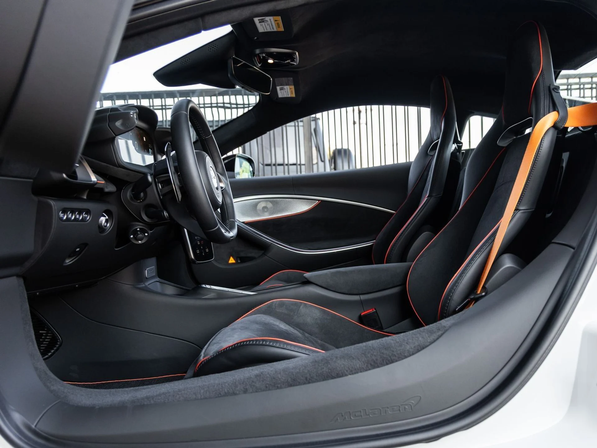 mph025_1007958980_26_9a674fed7d