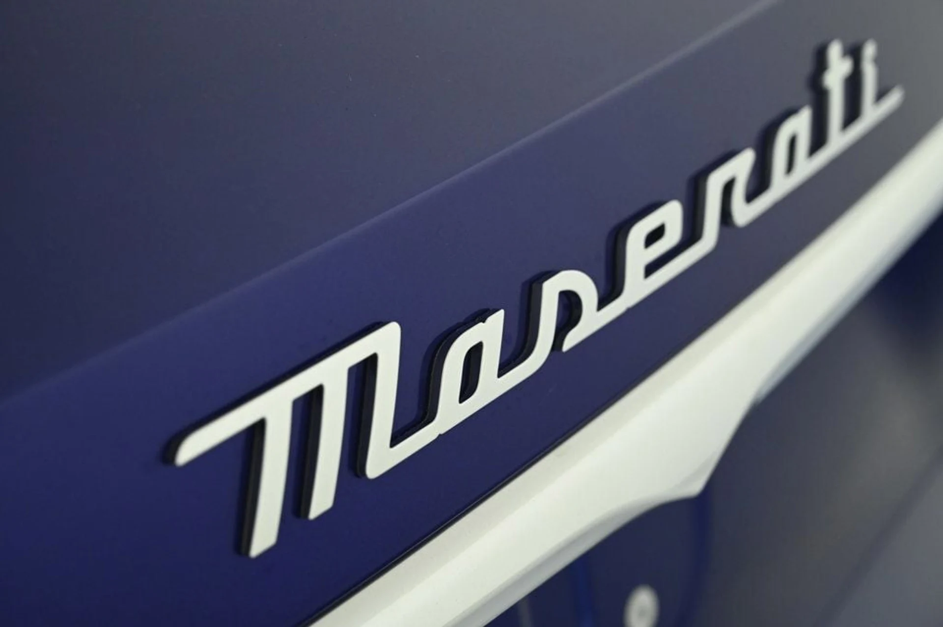 mph025_1013501194_new_2025_maserati_grecale_awd_11350_22918523_25_1024_da565b75f0