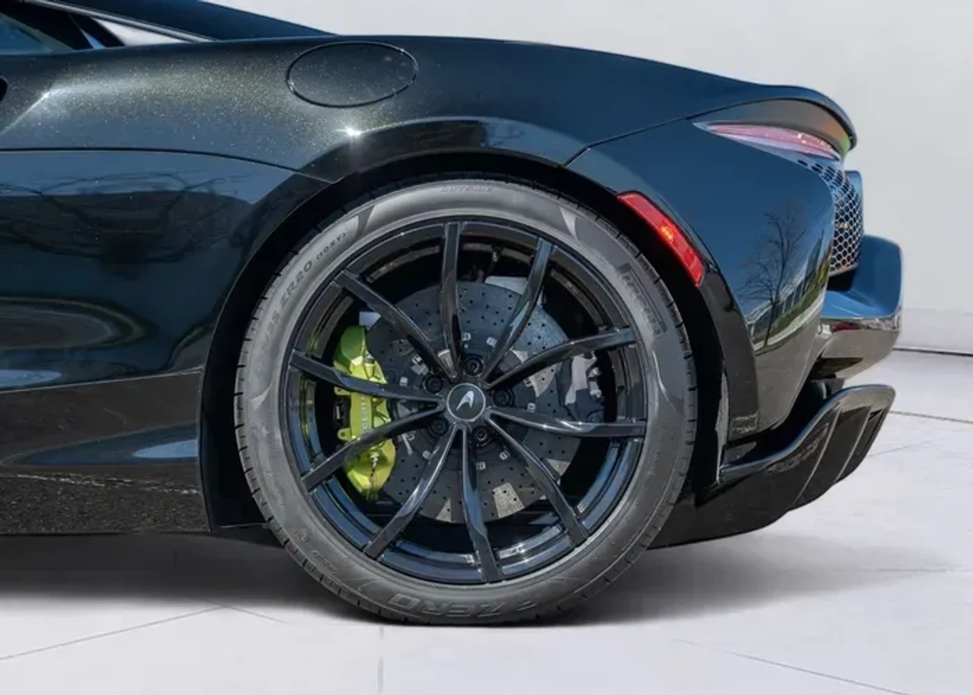 mph025_1017067990_N3_Yofcxil_SO_Gx1u_S_med_94e380ba87