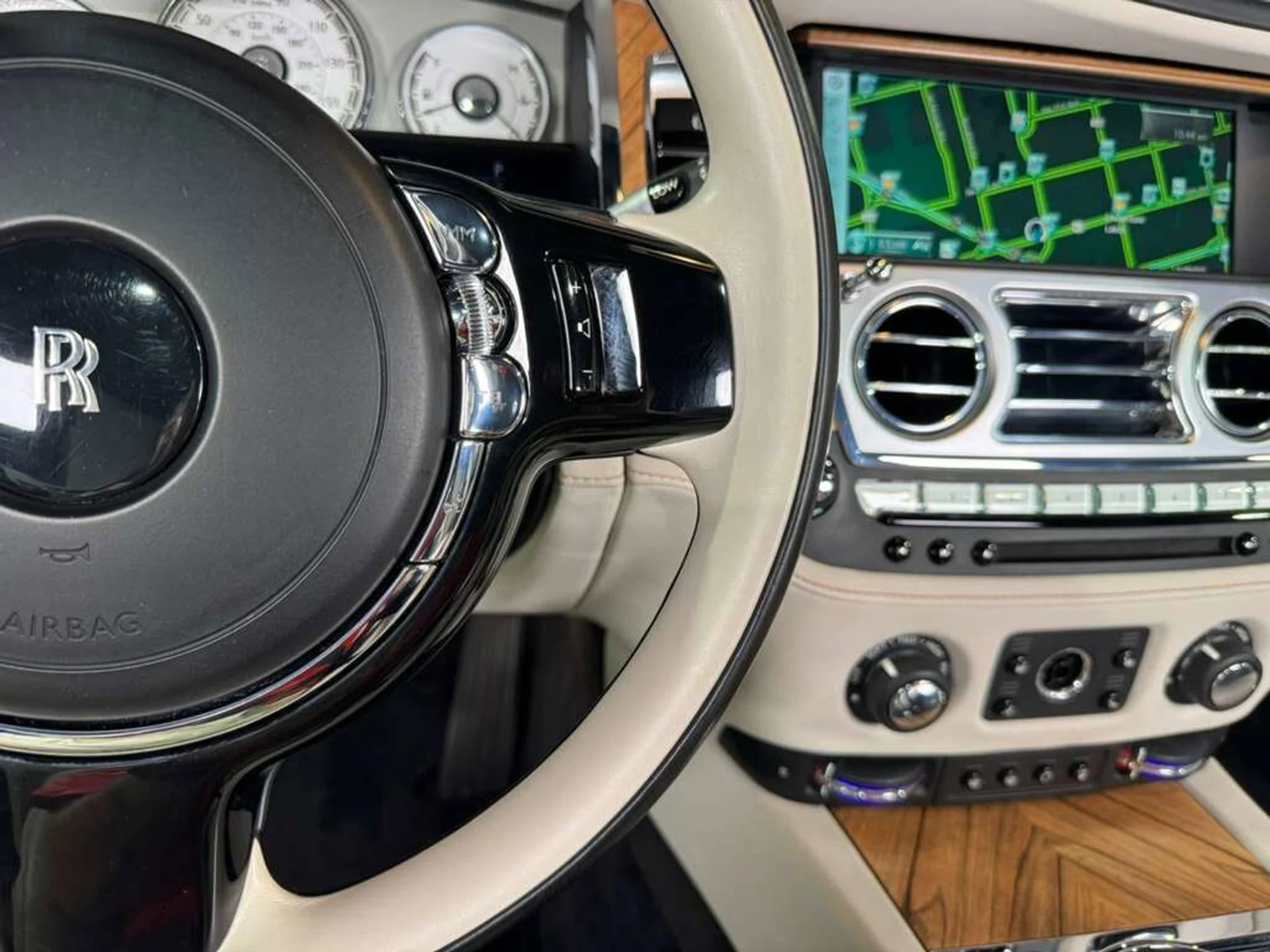 mph025_1023738910_899b8d3b4d65e129a875898a9bf5a97f_0a0630e987