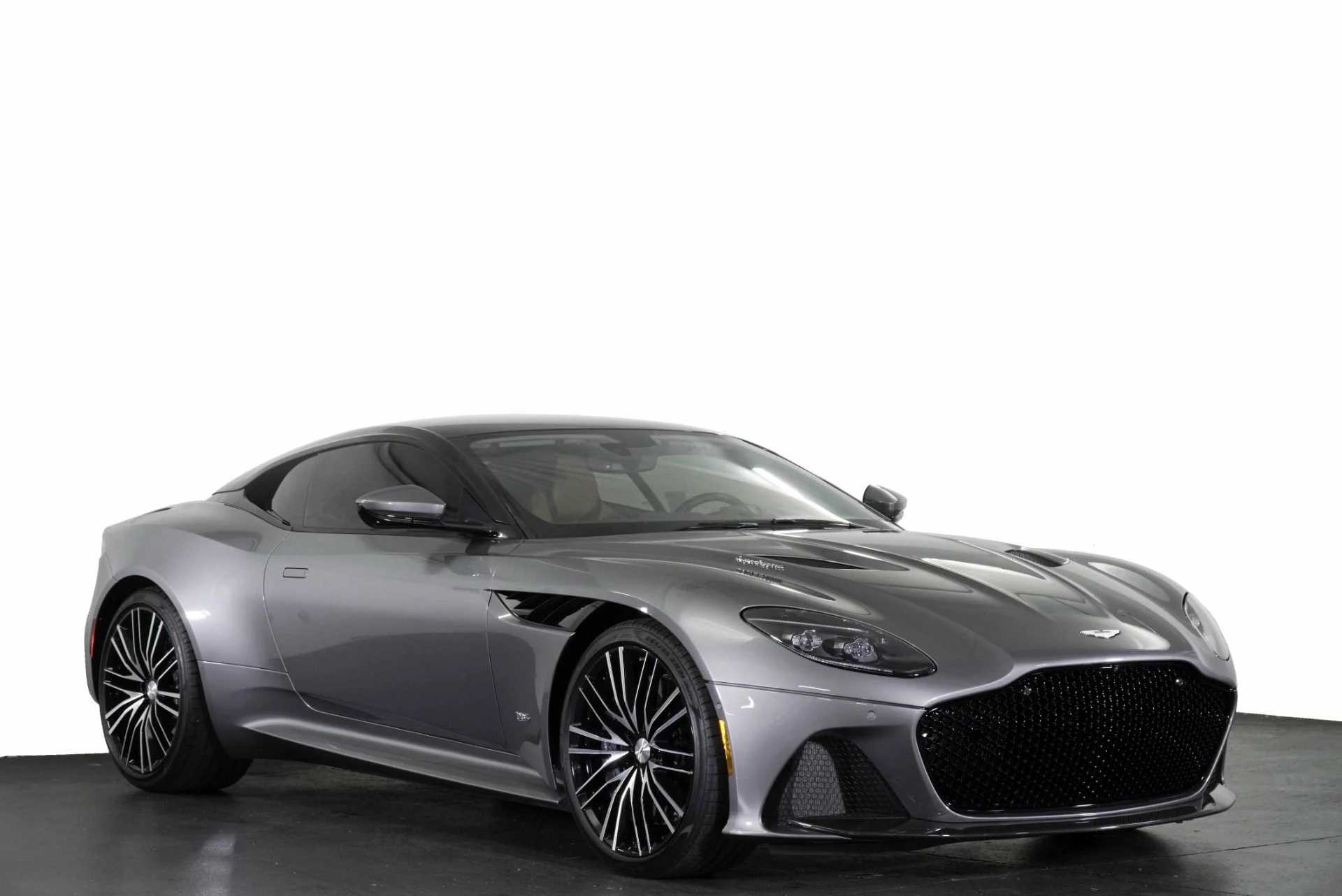 mph025_1027932187_Used_2020_Aston_Martin_DBS_Superleggera_1767029161_60ef77f91c