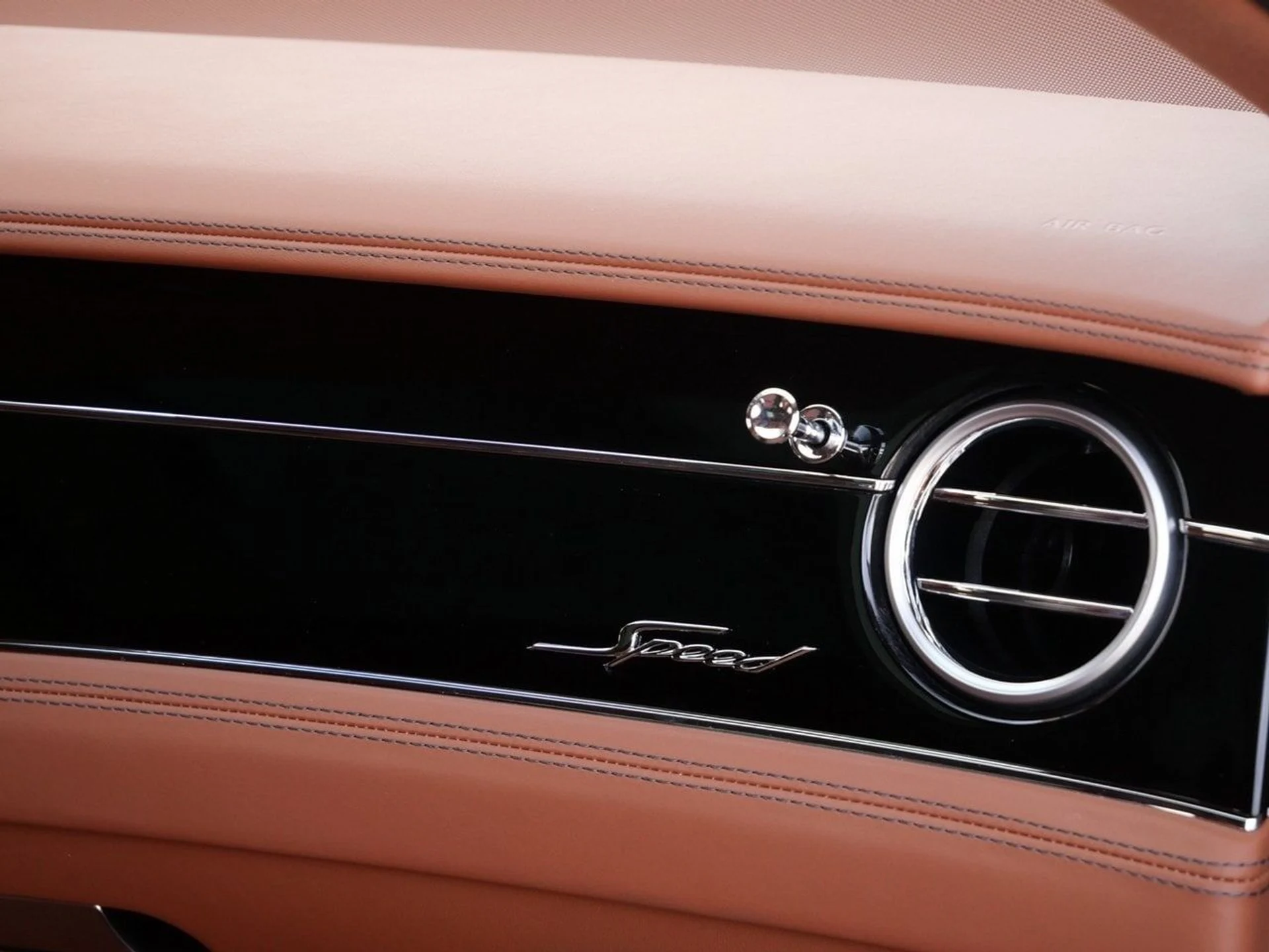 mph025_1030211744_4d06d6d83f5ef6483dc9cb45d0068329x_8cf06376dd