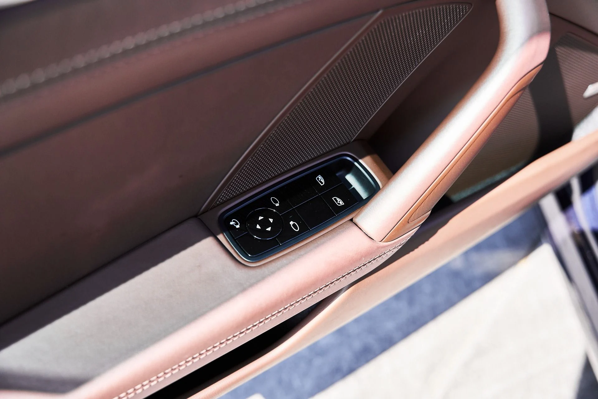 mph025_1033754795_Used_2020_Porsche_911_Carrera_4_S_1774720042_2d4357d888