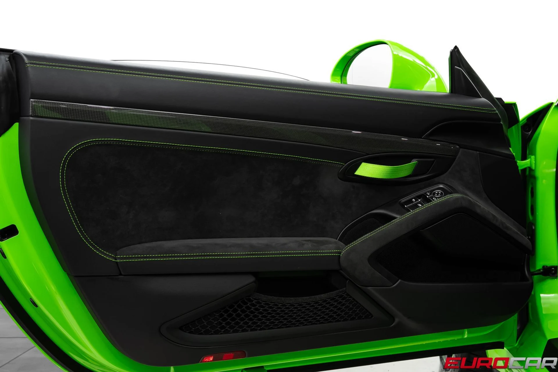 mph025_1034952249_cae4400f_2898_4bae_b0c4_e3a984c9e596_194e4be731