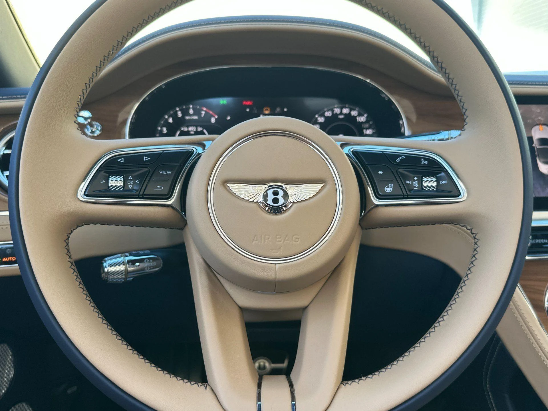 mph025_1041487632_New_2026_Bentley_Continental_GTC_1773996523_11706bf64a