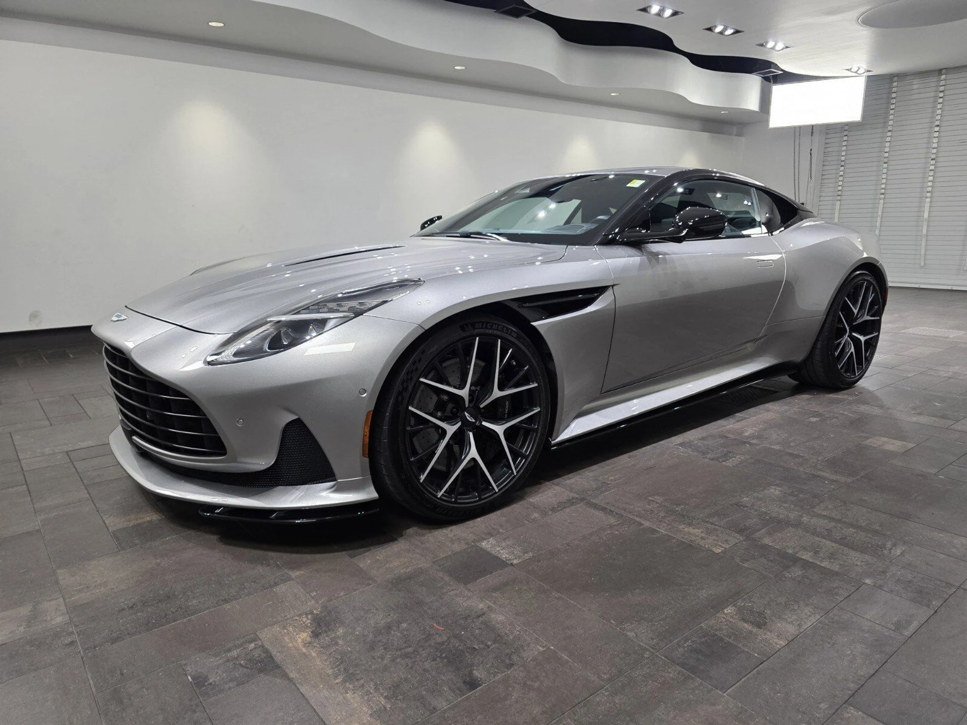 mph025_1046855095_7817b94c105c9bce27d386ed30fc6525_d7d117d89f