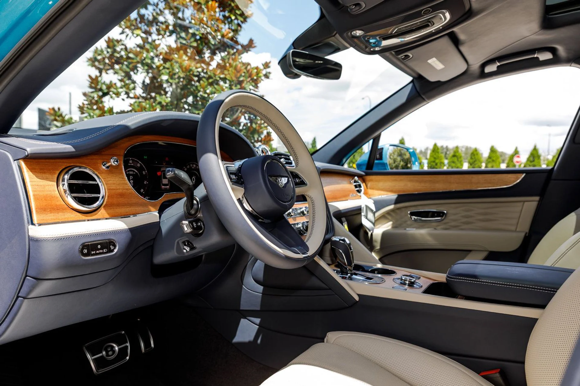 mph025_1054804859_5637d22acbe2ef6aa916d167100590f4x_8bc882b36e