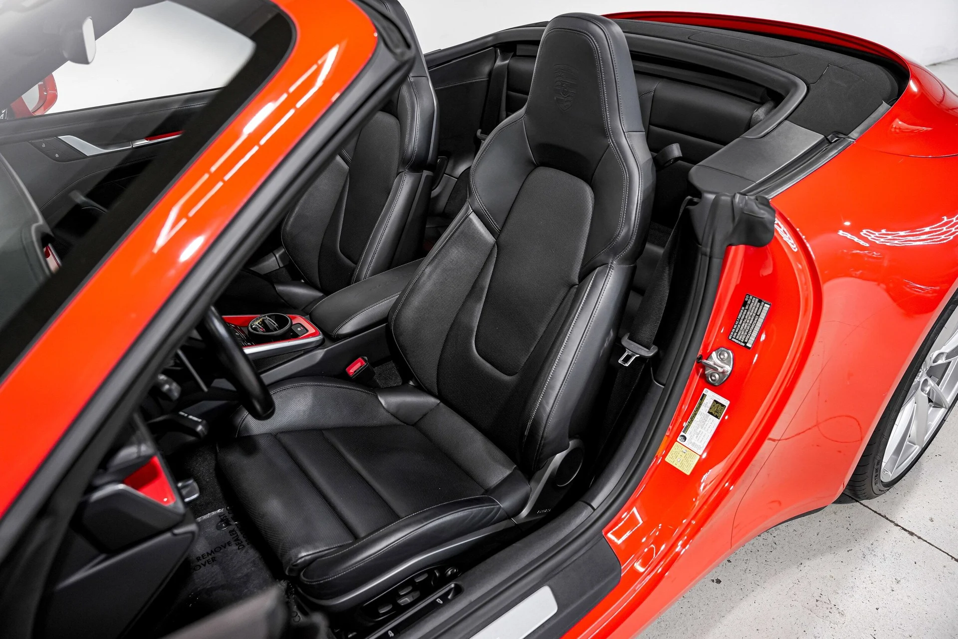 mph025_1056209637_4325b53358f1489b2c0cc78f36f0dcfbx_4b124ef7ab