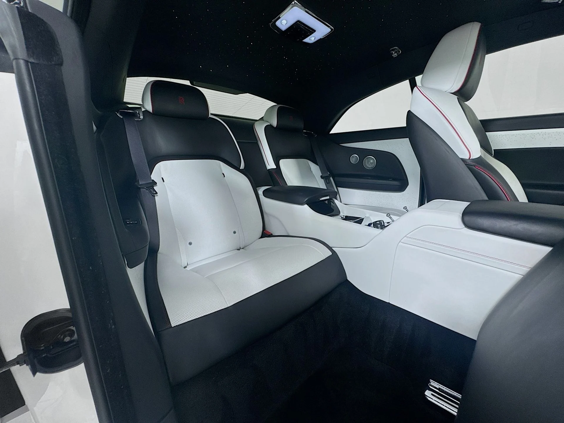 mph025_1070087813_4738f060cc07274ac2554f01a8e9a355x_ecebf01db4