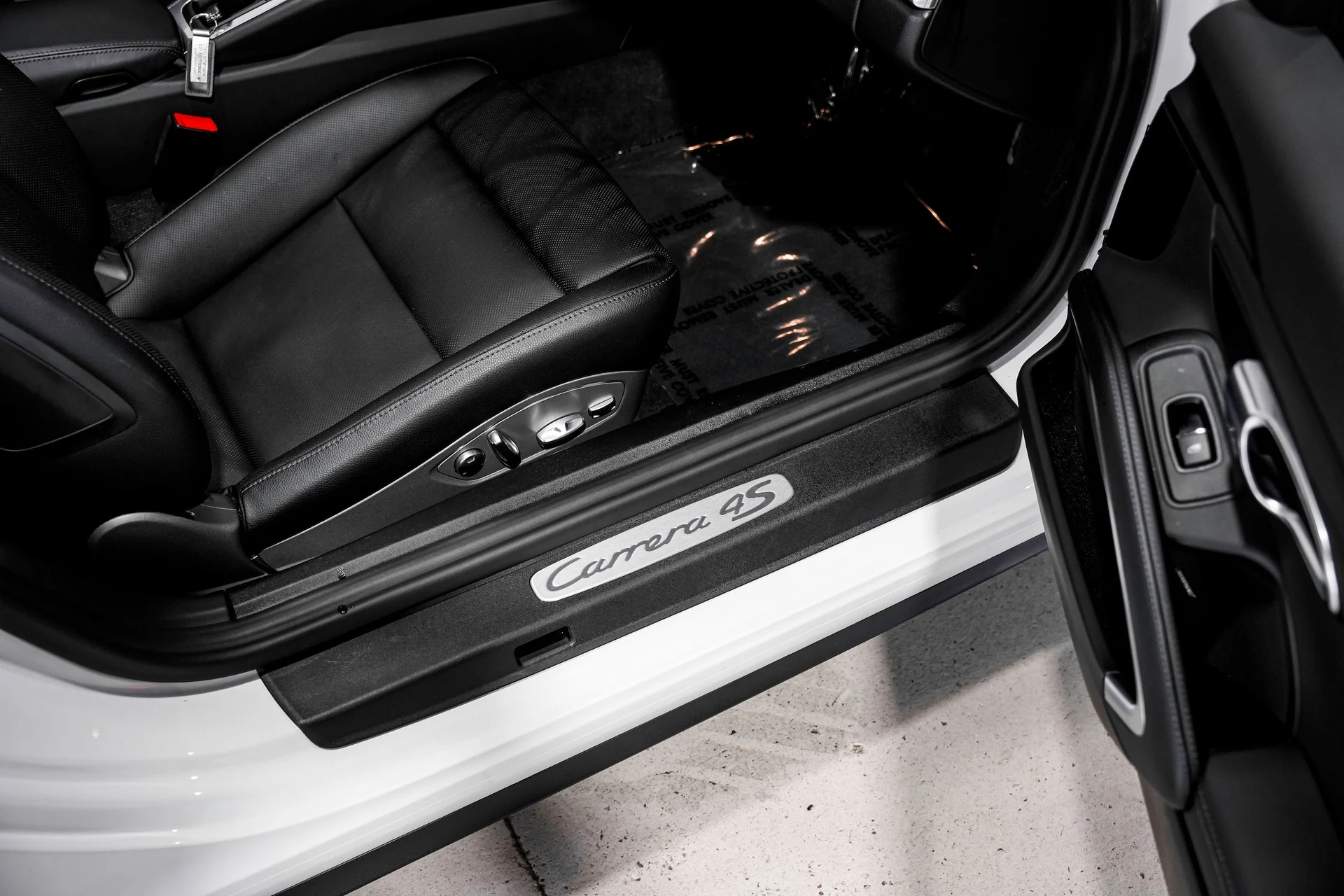 mph025_1071105824_b254107319216842d04843e9e8954c44x_12eb63e641