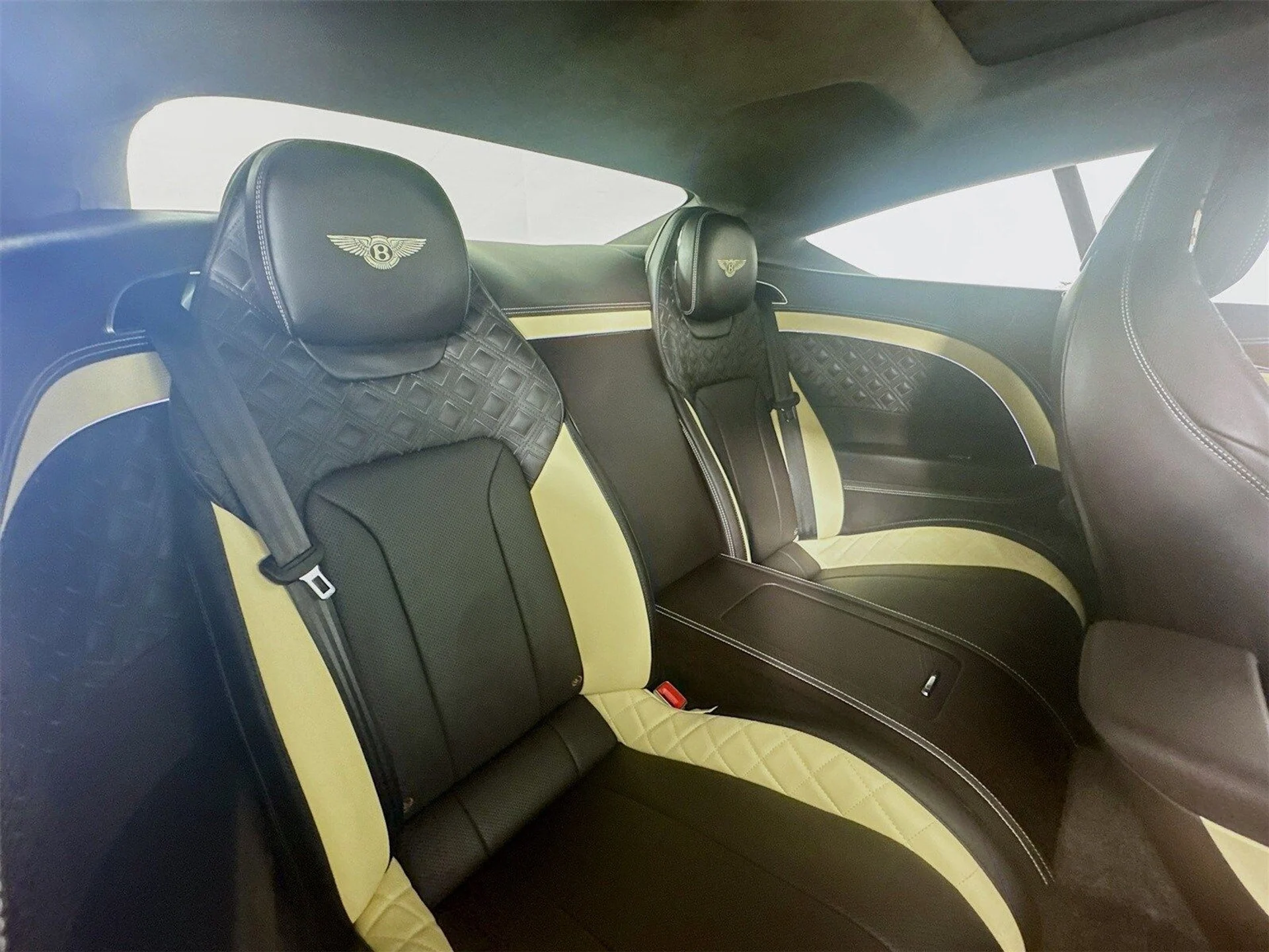 mph025_108345594_cb5a8acb09d1f8e8efce795a58be63d0x_305a0723d9