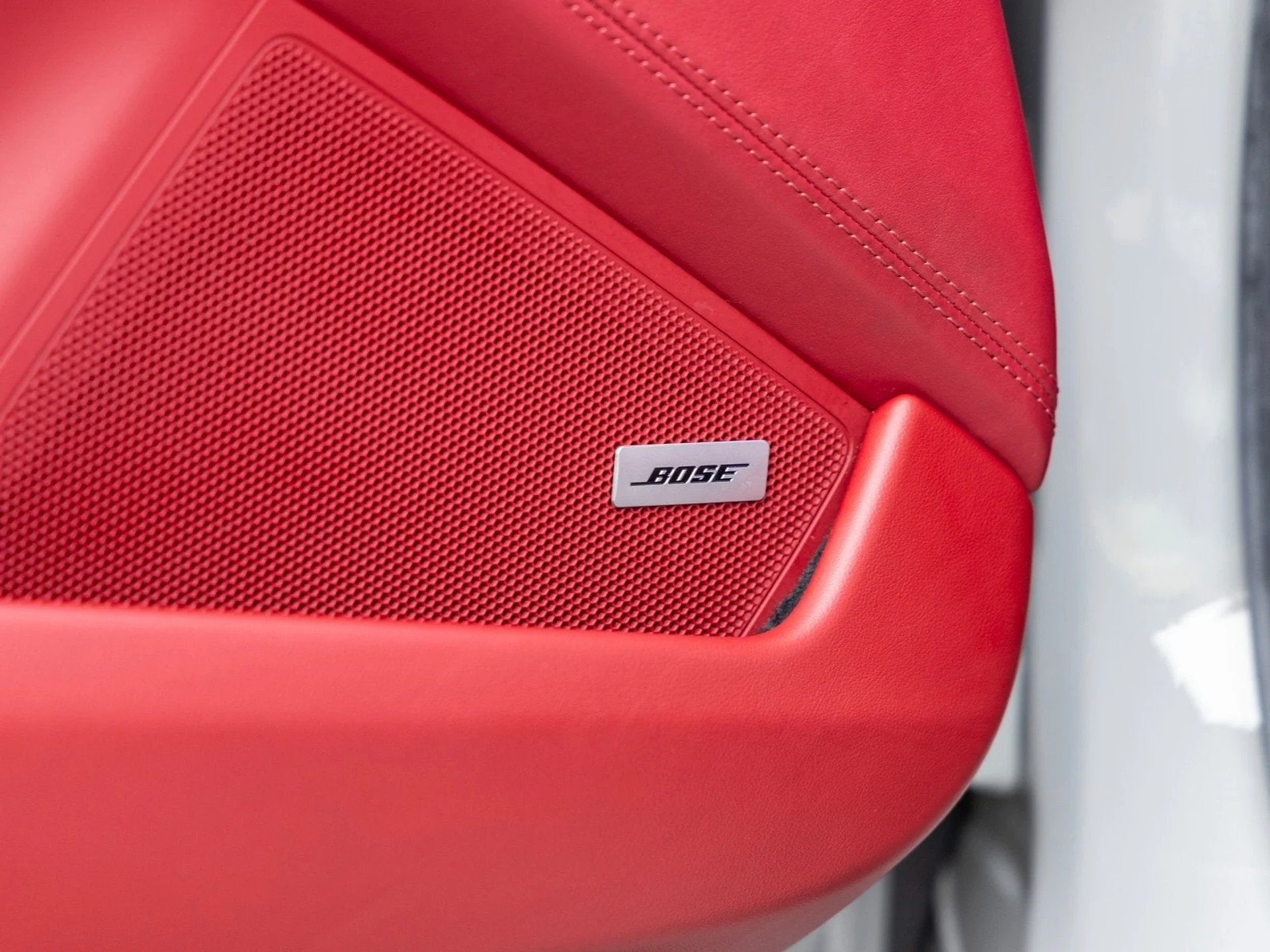 mph025_1085431088_26_9ac91f487b