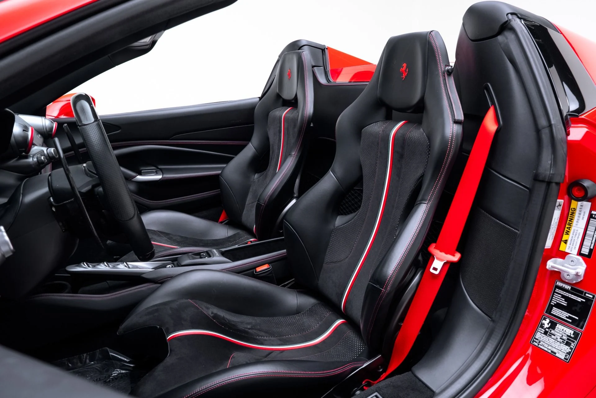 mph025_1085862588_Used_2022_Ferrari_F8_Spider_1772060446_0b978cfc76