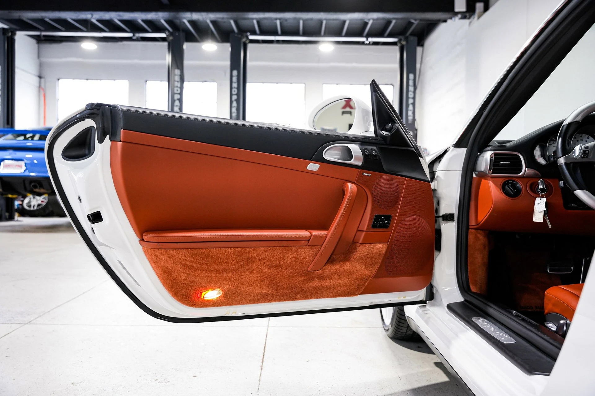 mph025_1086750299_a2526a32b6258a819ee2fd35f53fbf24x_8a3a570ba1