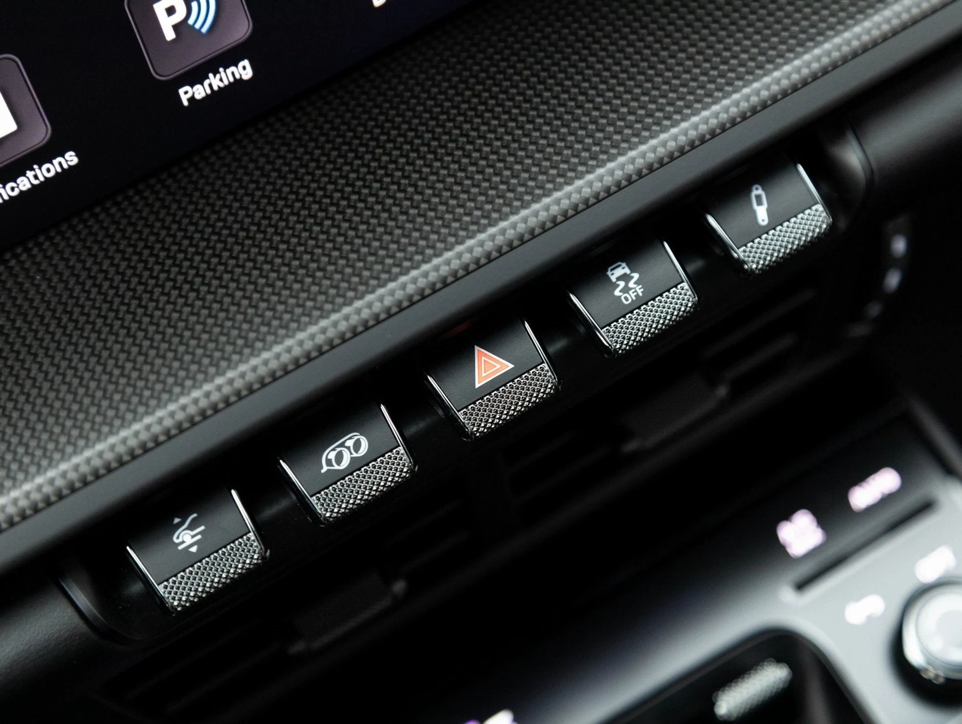 mph025_108834714_26_f330c43adc