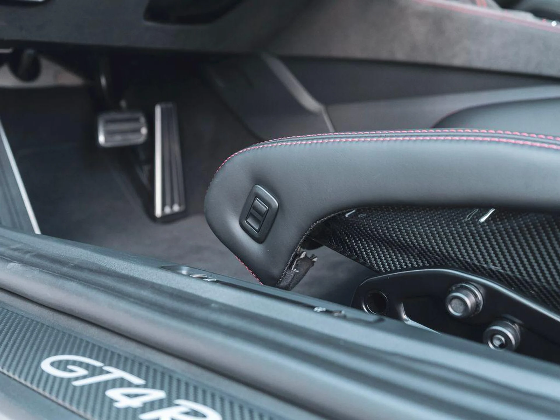 mph025_1091356408_W5d_R12vu_C_Yv9sw7_QPJ_9t_BB_Zfs_80d38cba99