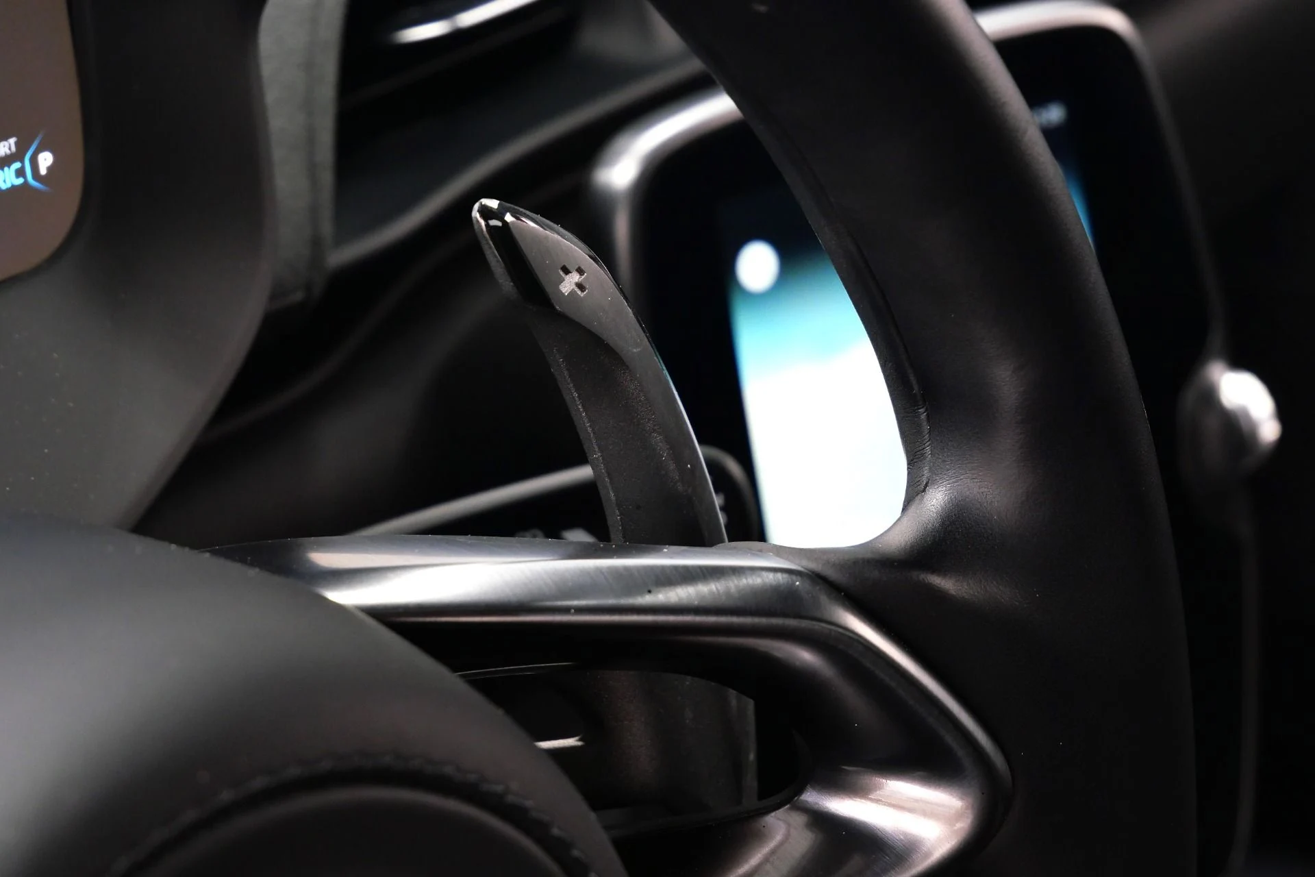 mph025_1094948351_Used_2024_Mc_Laren_Artura_Performance_Spec_Technology_Pack_1775235368_22bdd41880