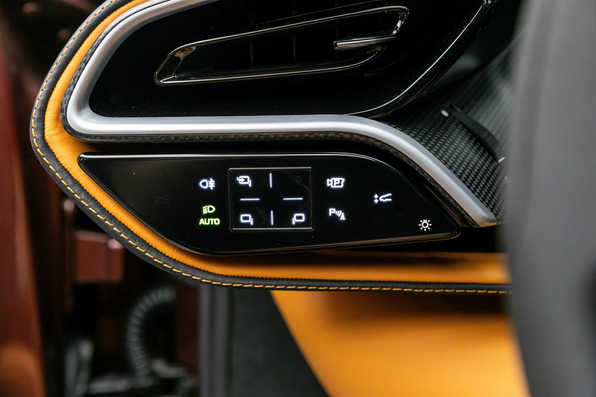 mph025_1099701470_85dfdb199acd4f79a12cffbc215ae822_50bd553556