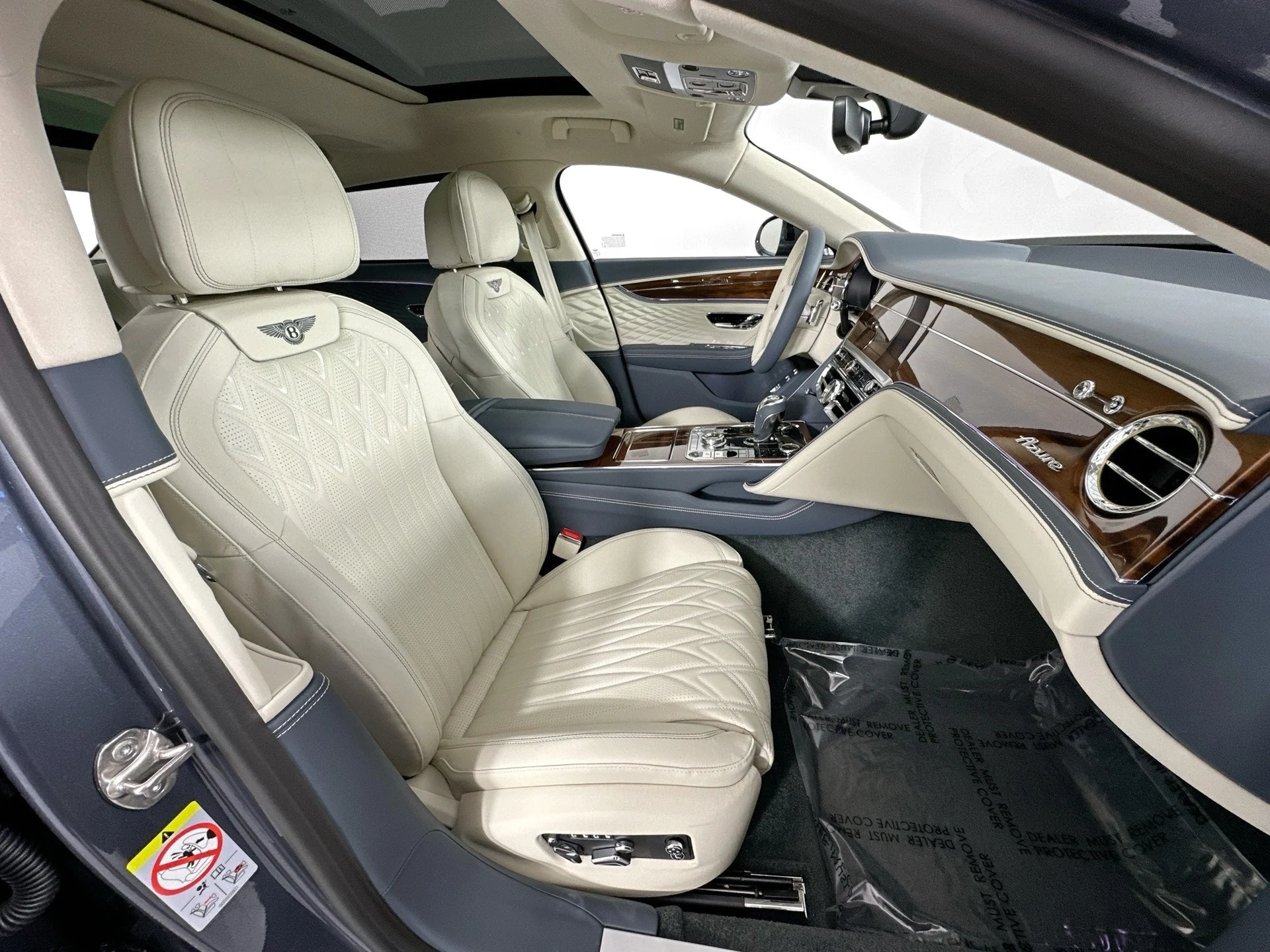 mph025_1100488713_26_f3abd75745