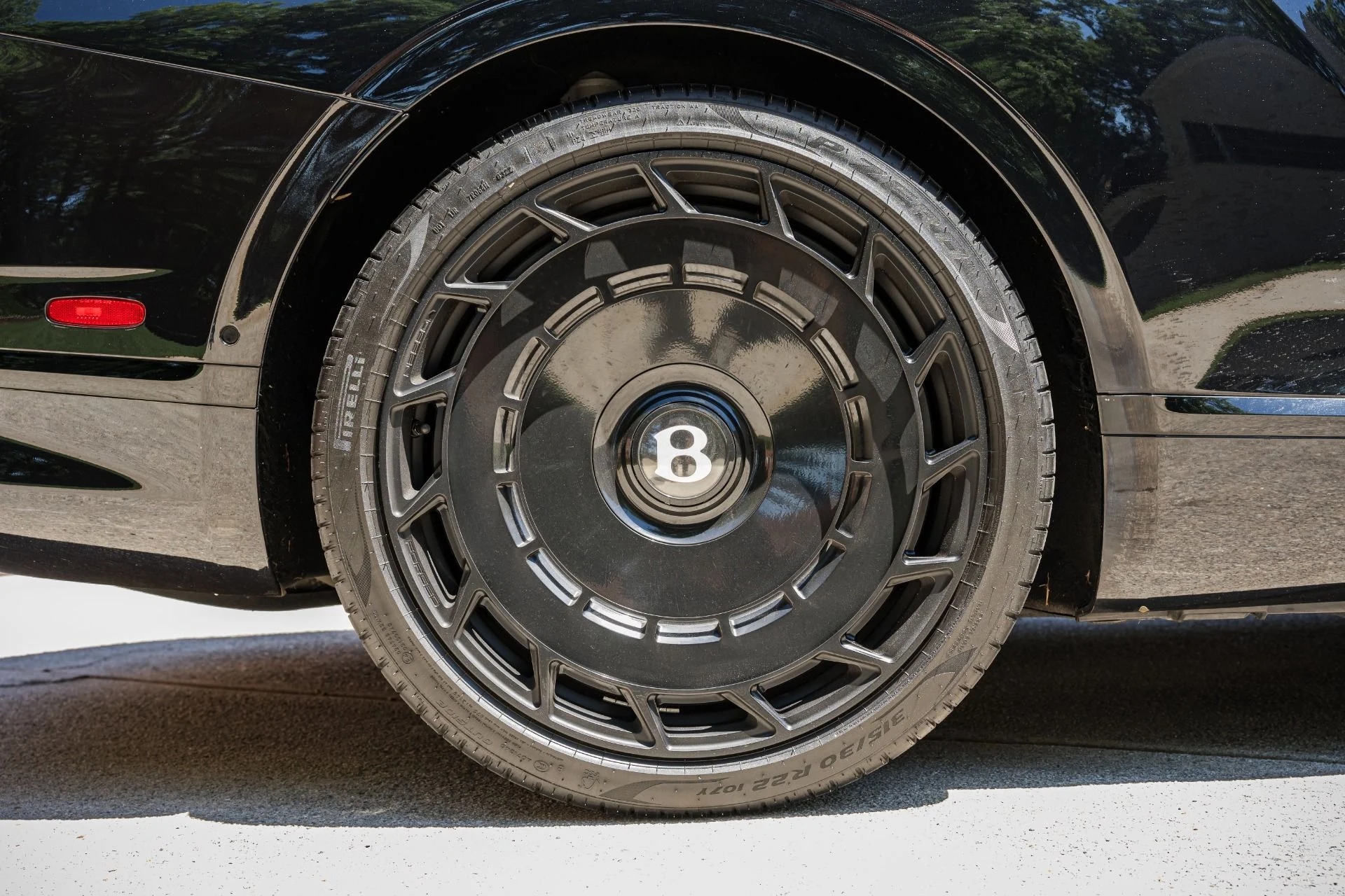 mph025_1102485901_Used_2020_Bentley_Continental_GTC_V8_1779124881_e595f86d10
