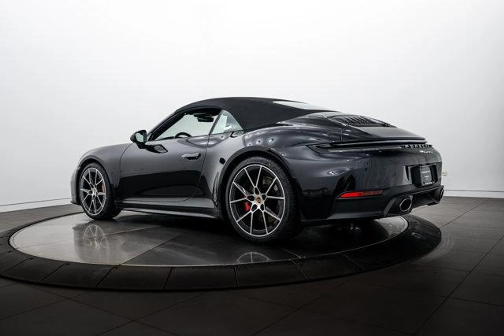 mph025_1106367368_ggec_Tn_Q2_N_Hh9_No_G_Wc_Nw9_FF_2_V_Wo_6ffe5f5bd9