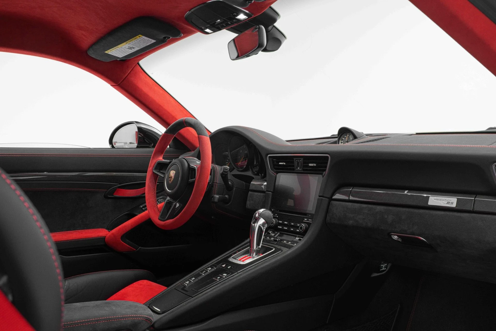 mph025_1123935484_Used_2018_Porsche_911_GT_2_RS_1774025658_20770b7c48