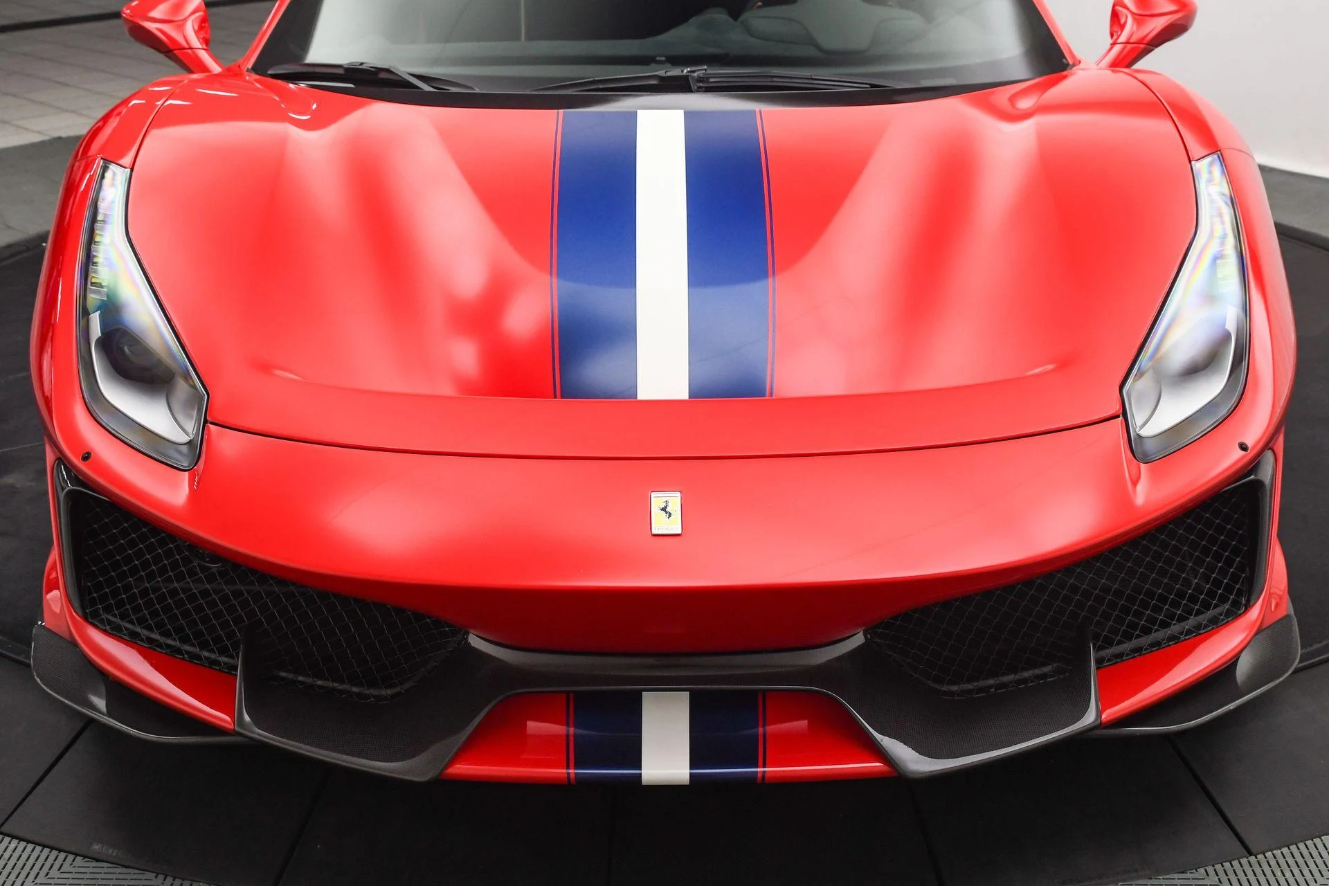 mph025_112936337_Used_2020_Ferrari_488_Pista_Base_1757453181_e1673f6bc5