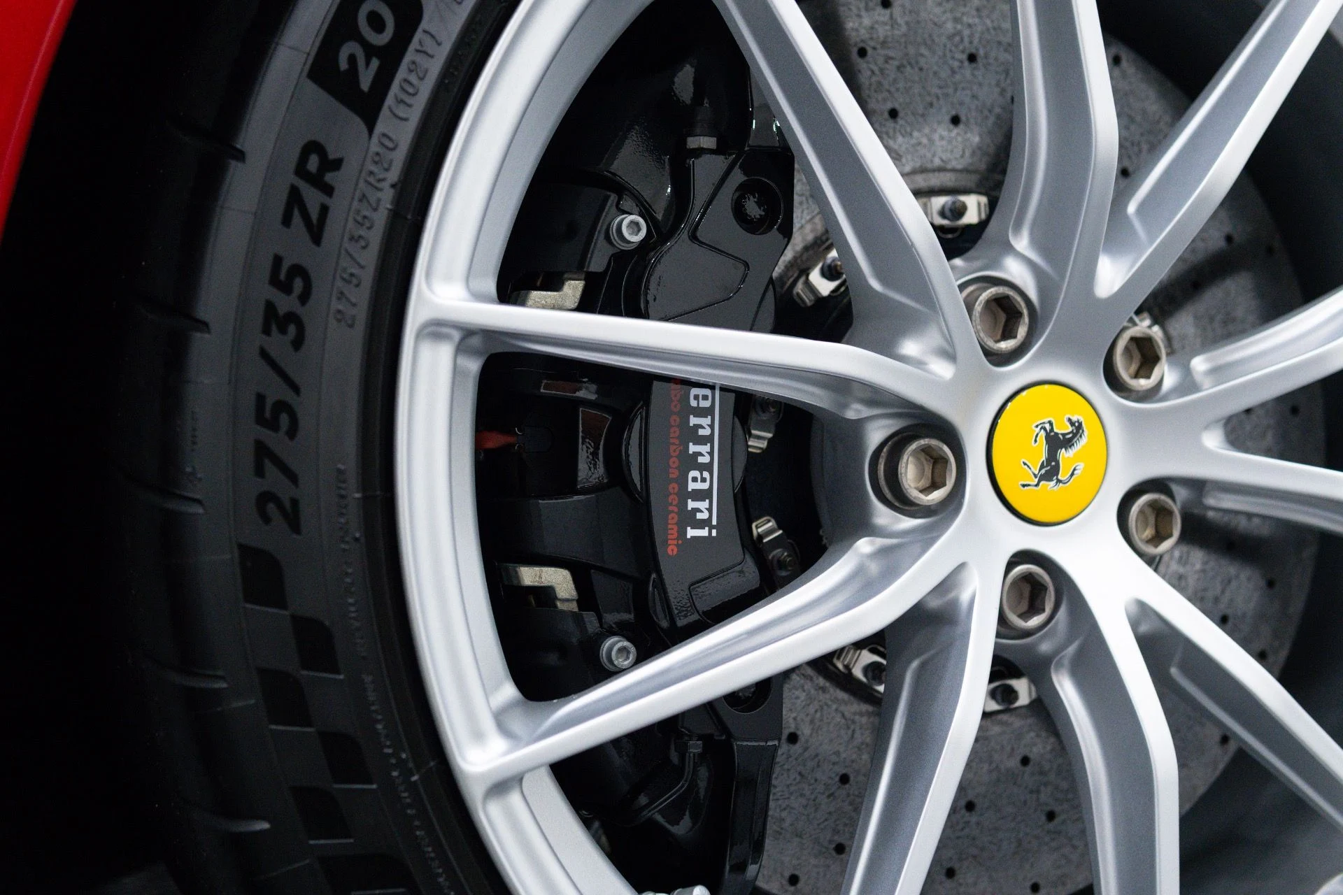 mph025_113212208_Used_2017_Ferrari_F12tdf_1788471792_ec8cee5921