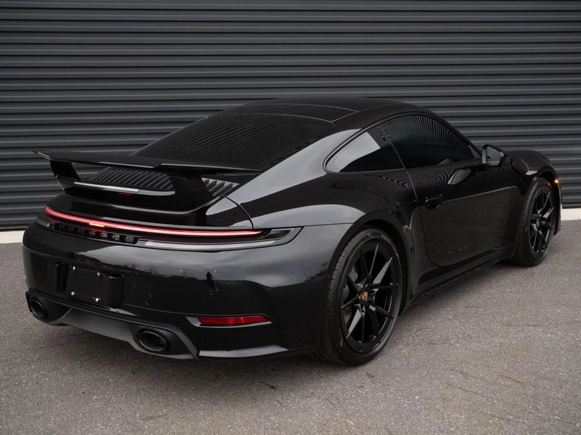 mph025_113730178_z_Po_Wi9_V_Kq_D_Ax_U7b_X_Mic0s_Pv_Jl_Q_1d8c159304