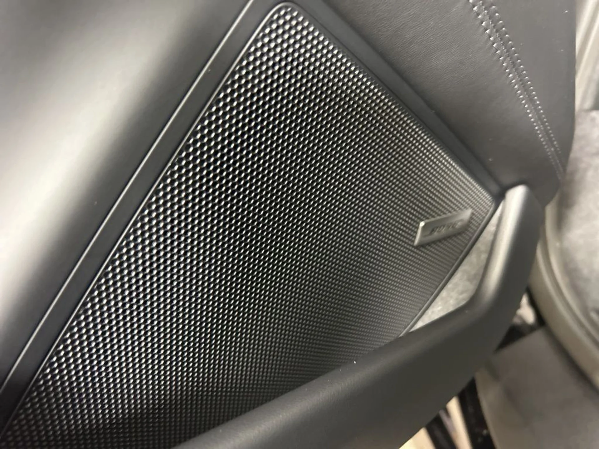 mph025_1140403722_df0fb631135681a0aa4479e04dbbc456_fb646e8c0b