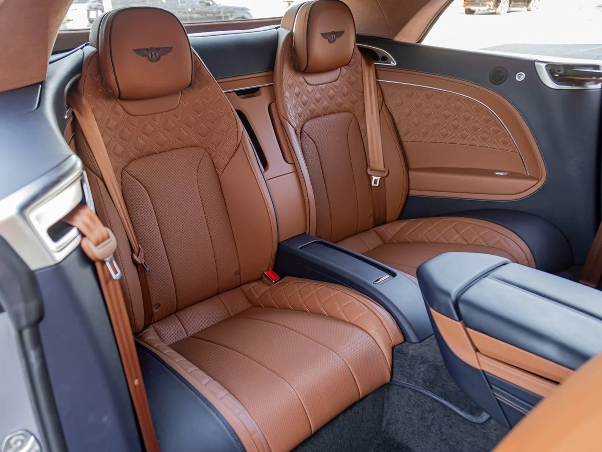 mph025_1140538317_26_5e80a3aa09