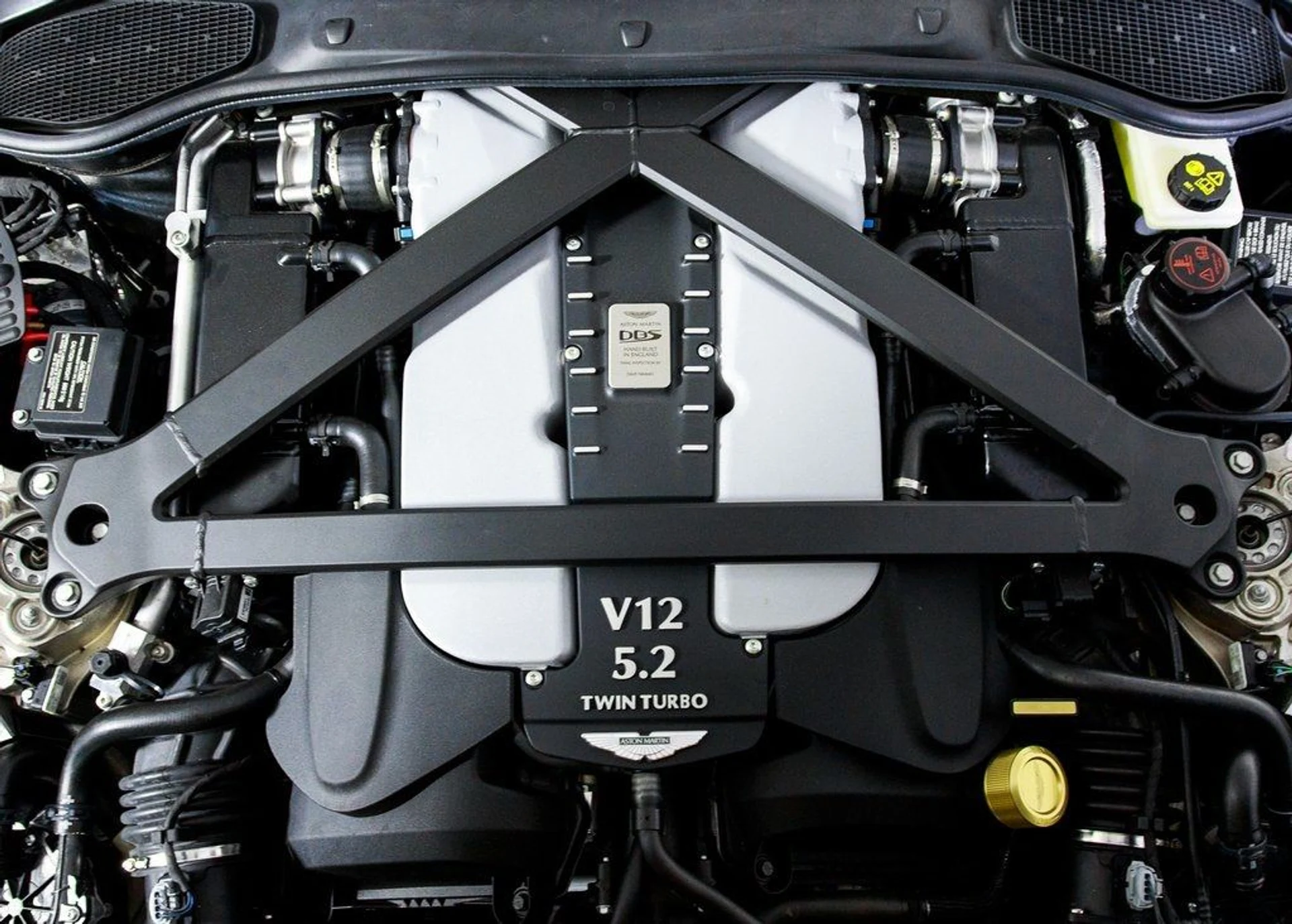 mph025_1143951068_d12654a927298a6e2ea1805eec207e27_6c5aadfbab