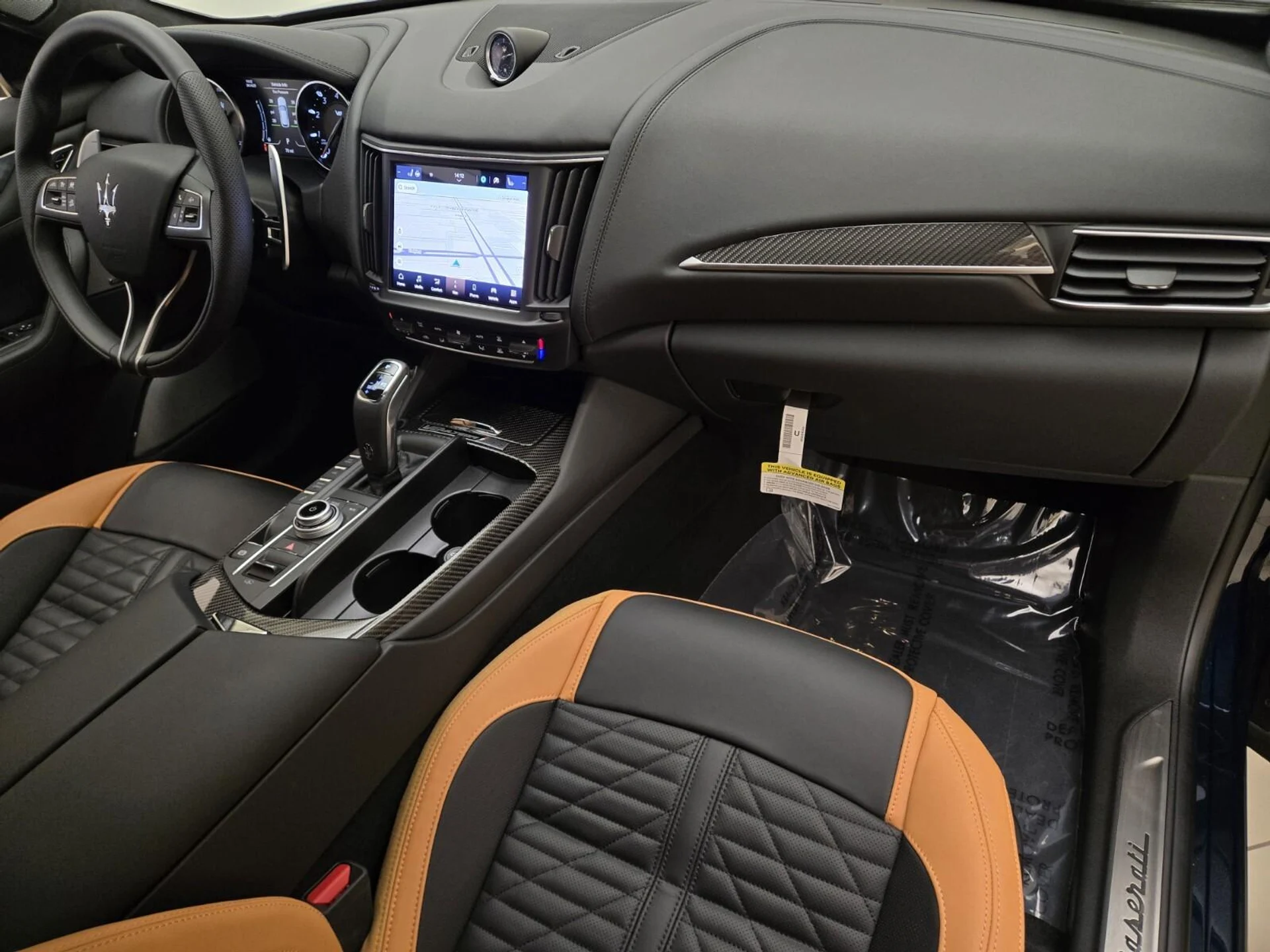 mph025_1148360694_New_2024_Maserati_Levante_Trofeo_1753162441_b5ab10b84d