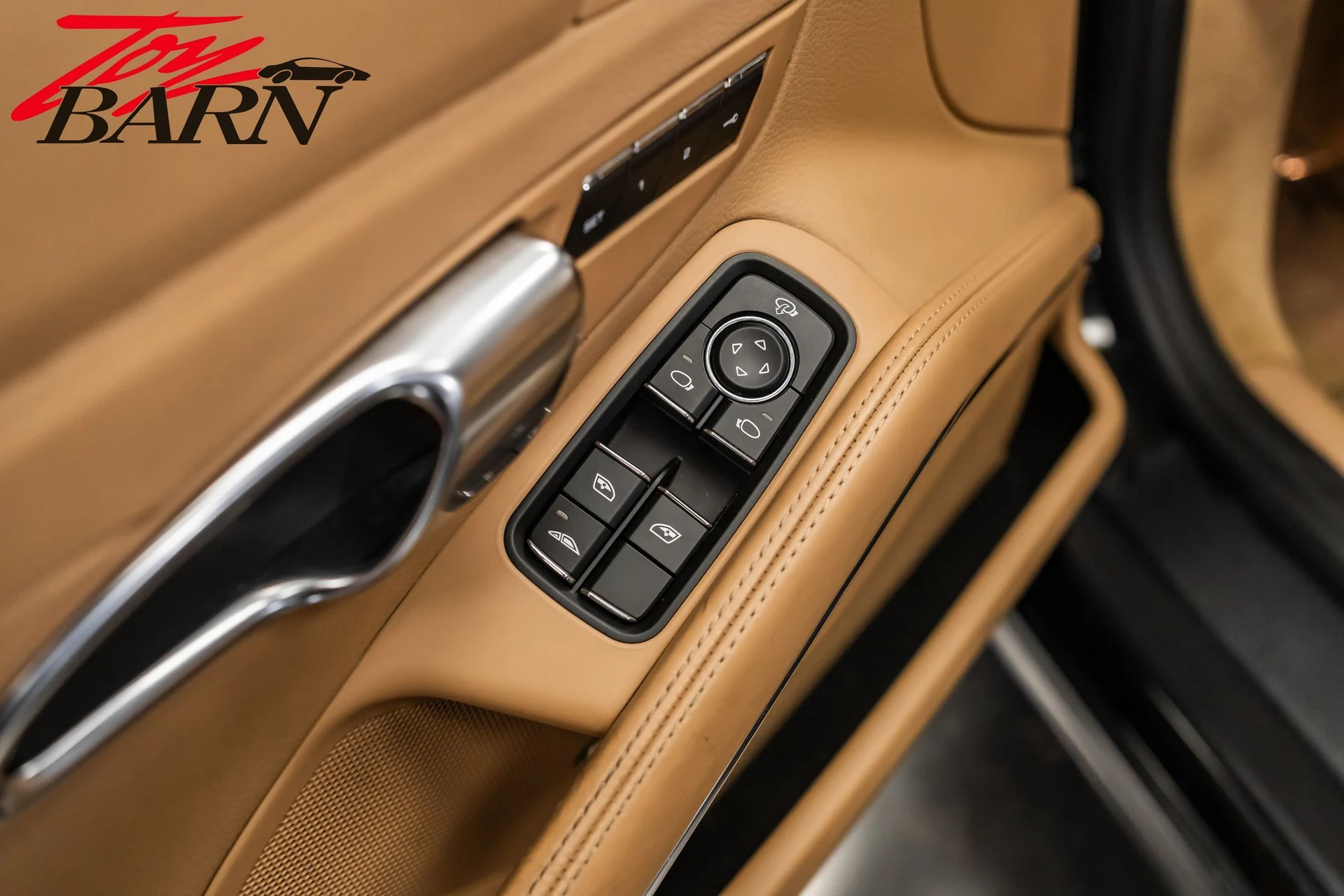 mph025_1150477951_32ad51edd0d35e1ed870e2c71b785415x_a1a5de2e7e