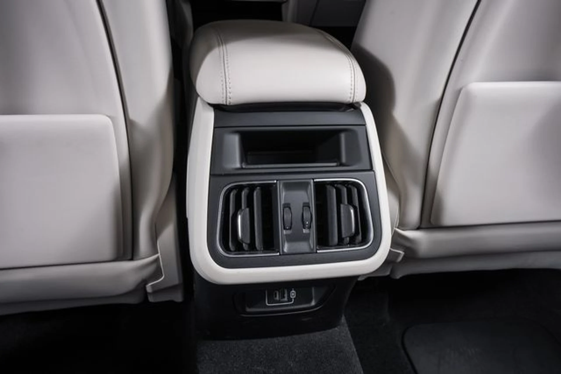 mph025_115367092_7d8a87ed43e7e2f9cf9fbd0fc9236641x_7b88aadea6