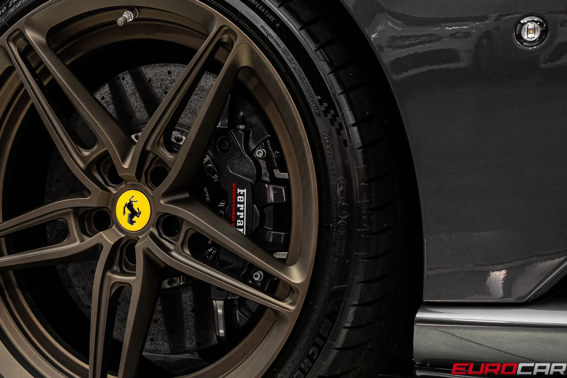 mph025_1153716474_359e4e90_766f_420d_939c_8e6150a11018_b77561f771