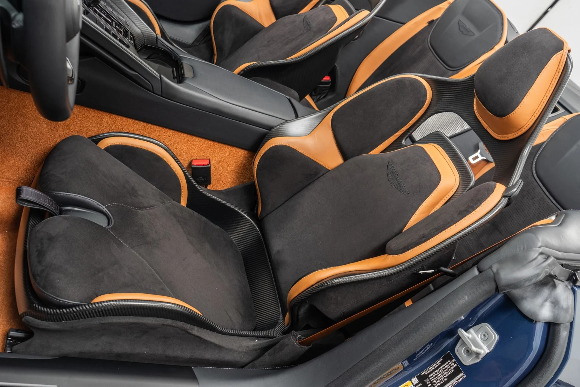 mph025_1160548107_Used_2024_Aston_Martin_DB_12_Volante_Carbon_Fiber_Bucket_Seats_Heritage_Paint_Color_1773867859_6e2bc888eb