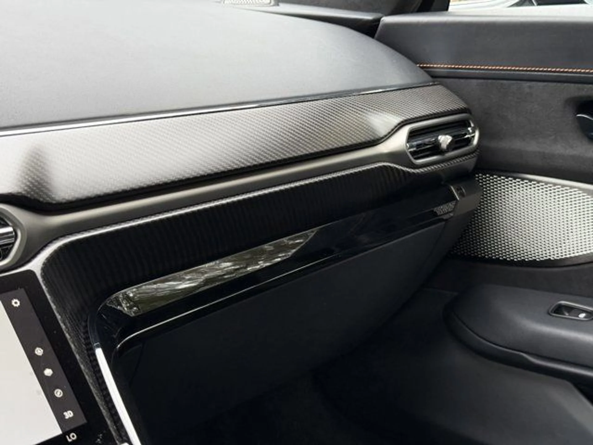 mph025_1167748341_38ecc5584fc04d77ab76920ff56894bc_a4e1801400