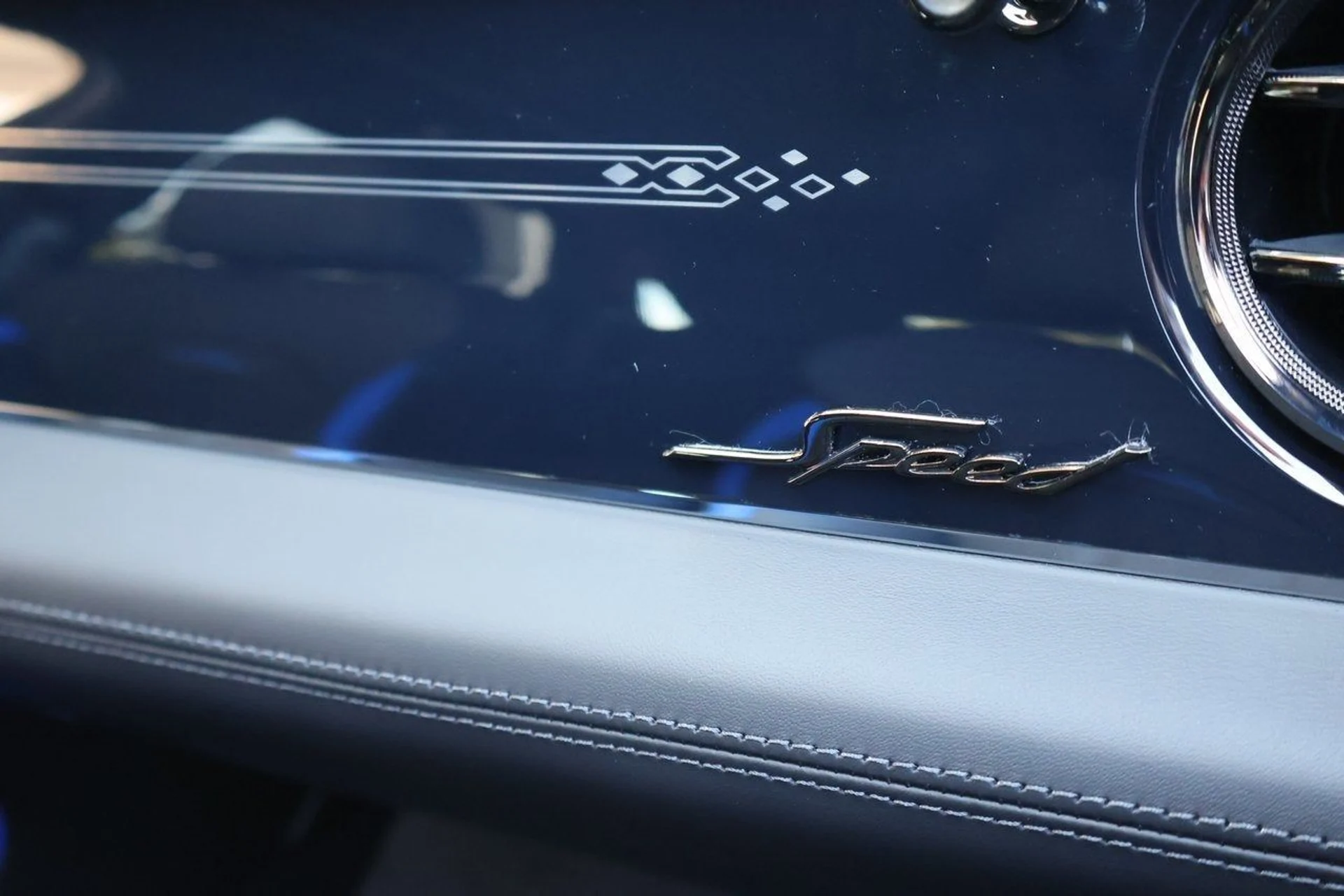 mph025_1169084931_26_e71a4389c6