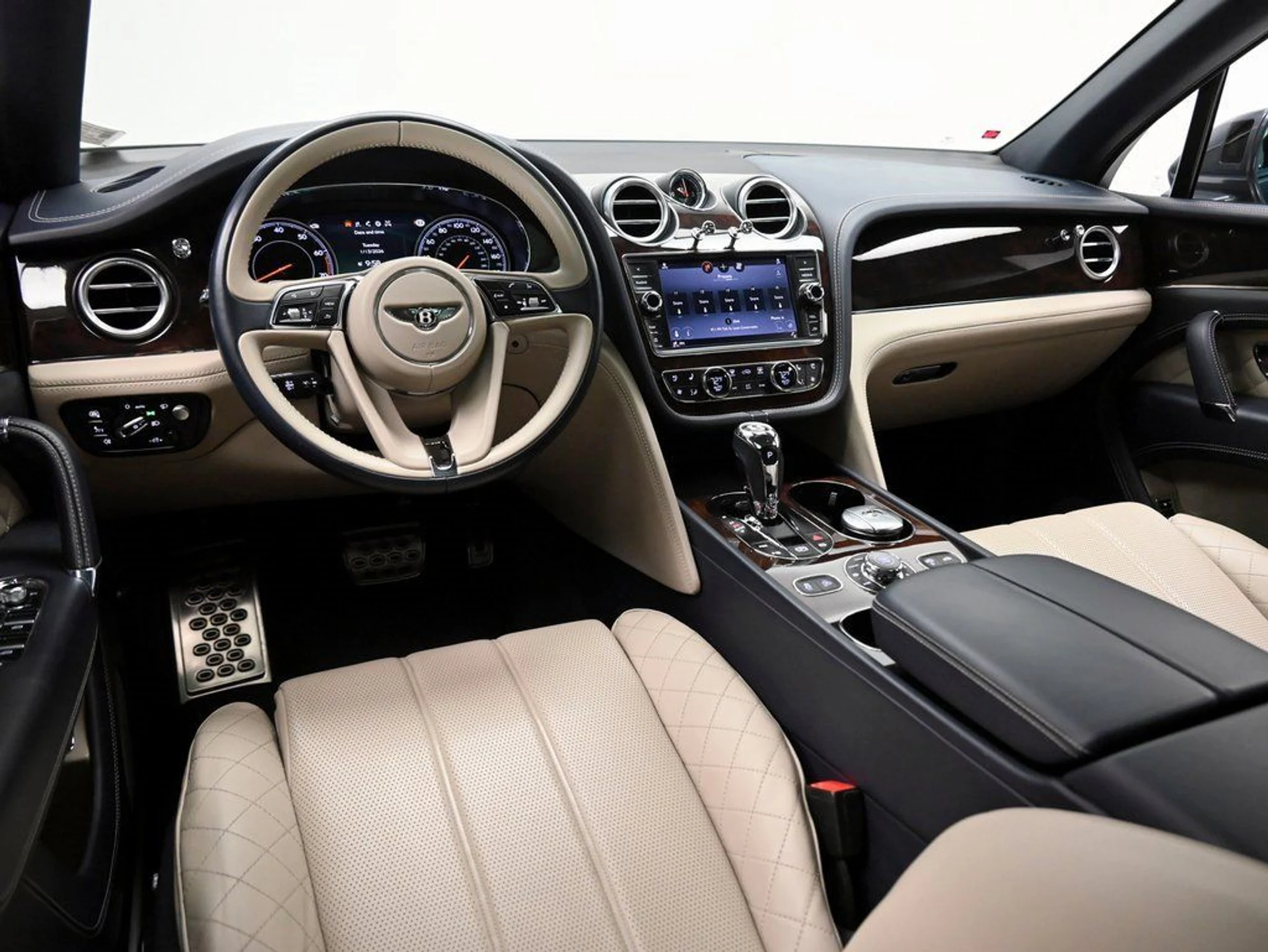 mph025_1172523021_96690538052a4576bafd8d678ac3e1ea_31062167ea