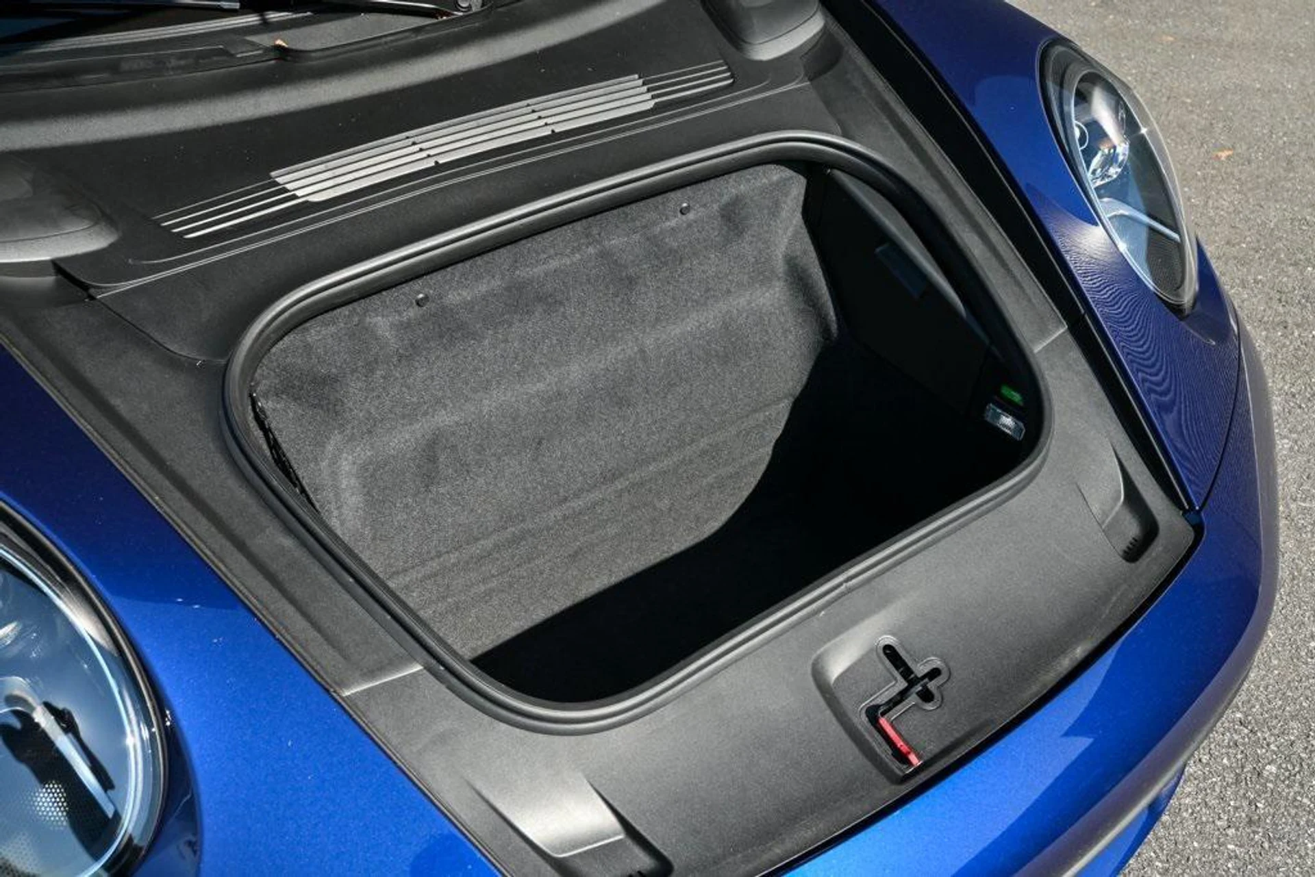 mph025_1173584721_oyc_VAT_4j_h_S_Q1u_WY_8uk_Zl_M4_TBQ_77429f9a9d