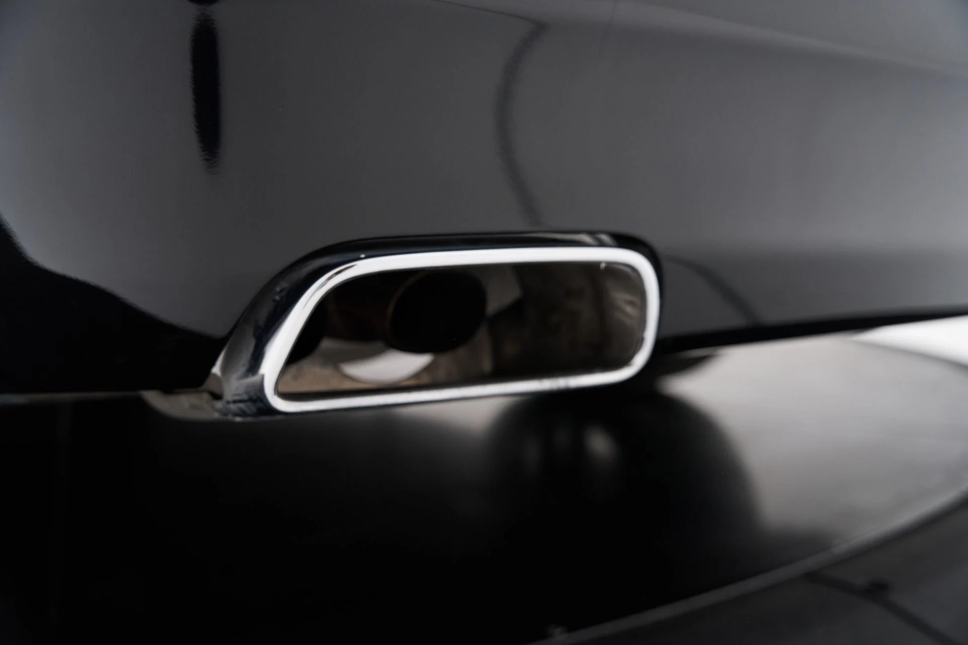 mph025_1174120054_Used_2015_Rolls_Royce_Wraith_Base_1792602938_db31f9e38b