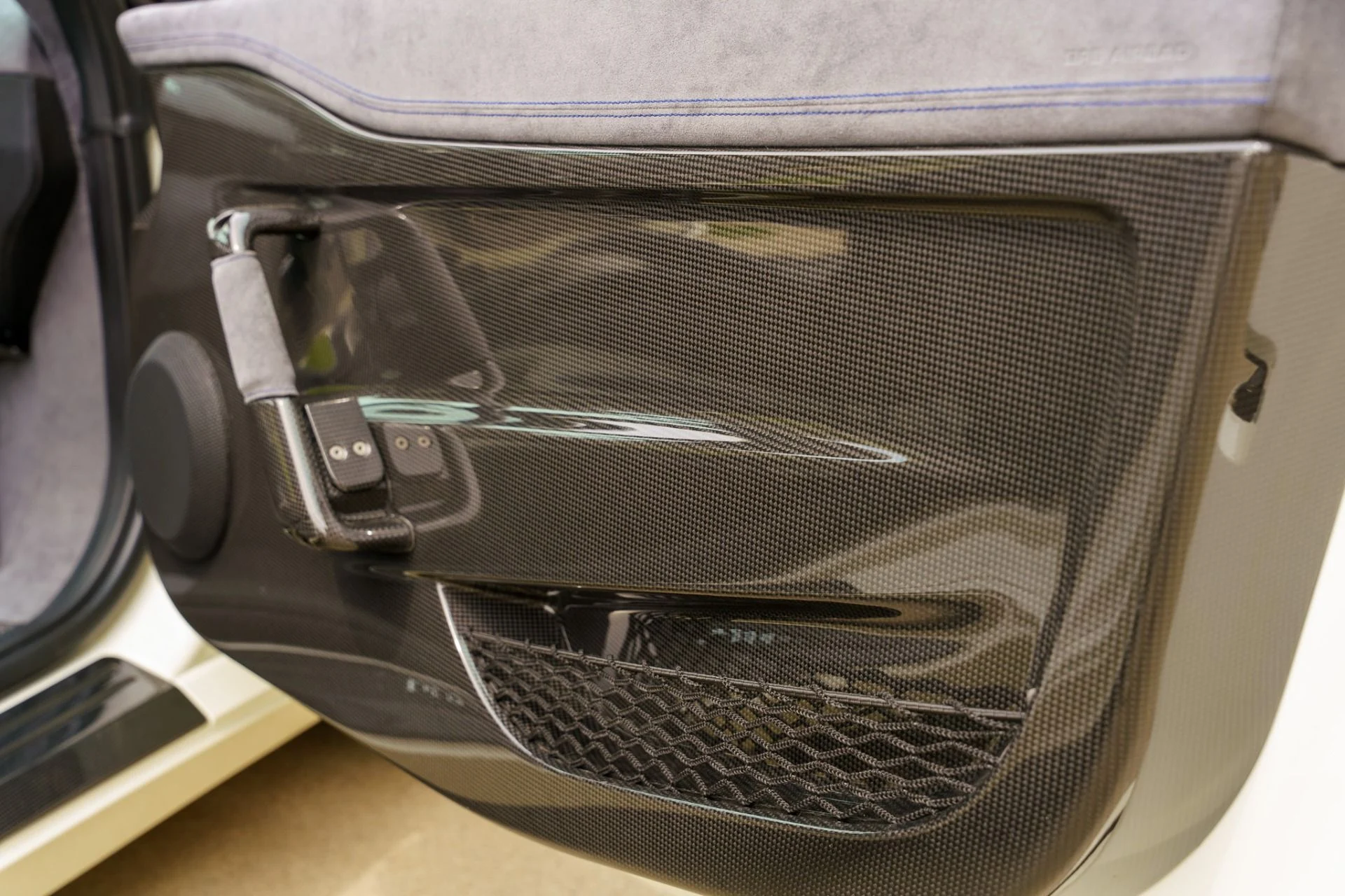 mph025_11768442_Used_2015_Ferrari_458_Speciale_1754332080_cb9994719c