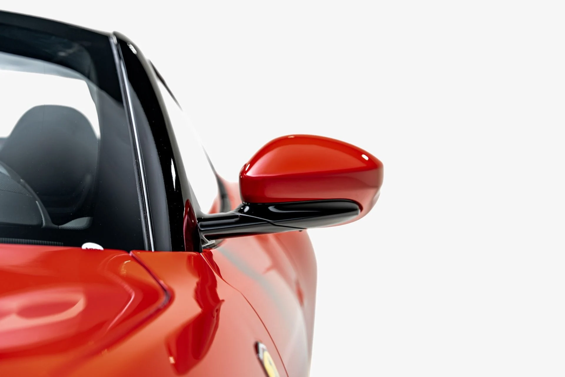 mph025_1178120986_Used_2023_Ferrari_Portofino_M_1785352536_d001f2e328