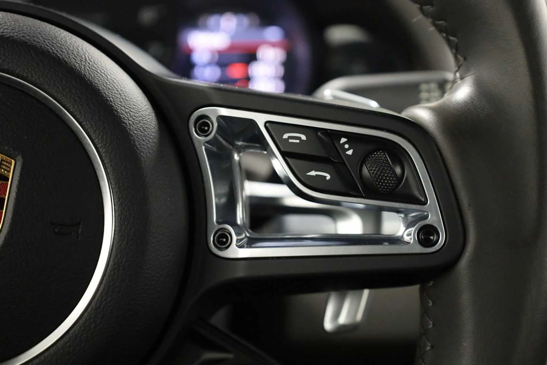 mph025_1180496709_00555e219a6d97de1d0eae907f593943_f50c7763a1