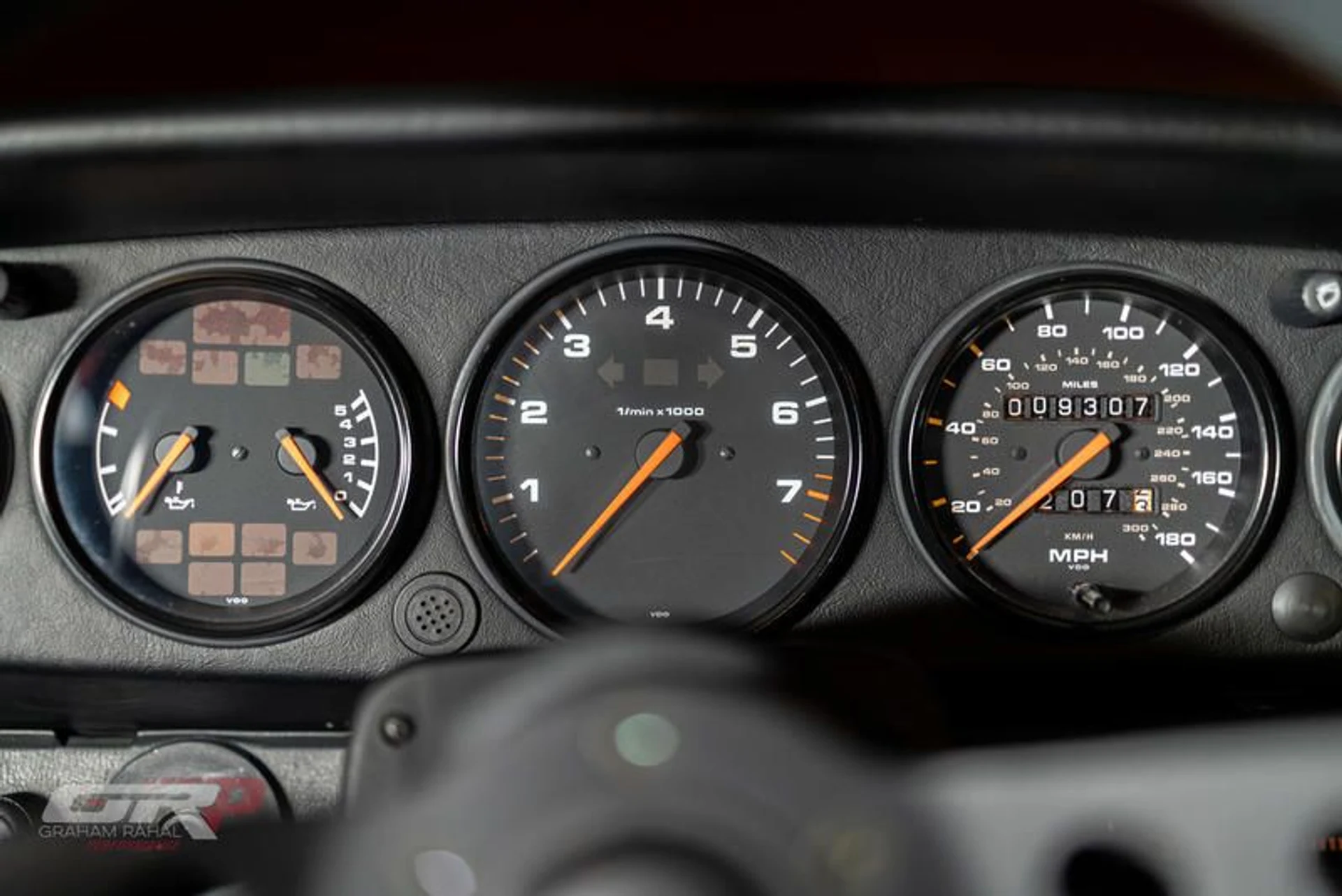 mph025_118424612_9_A8_ED_21_E_E37_A_4919_A8_AC_29_F06_ED_45_FF_5_0f2b226a42