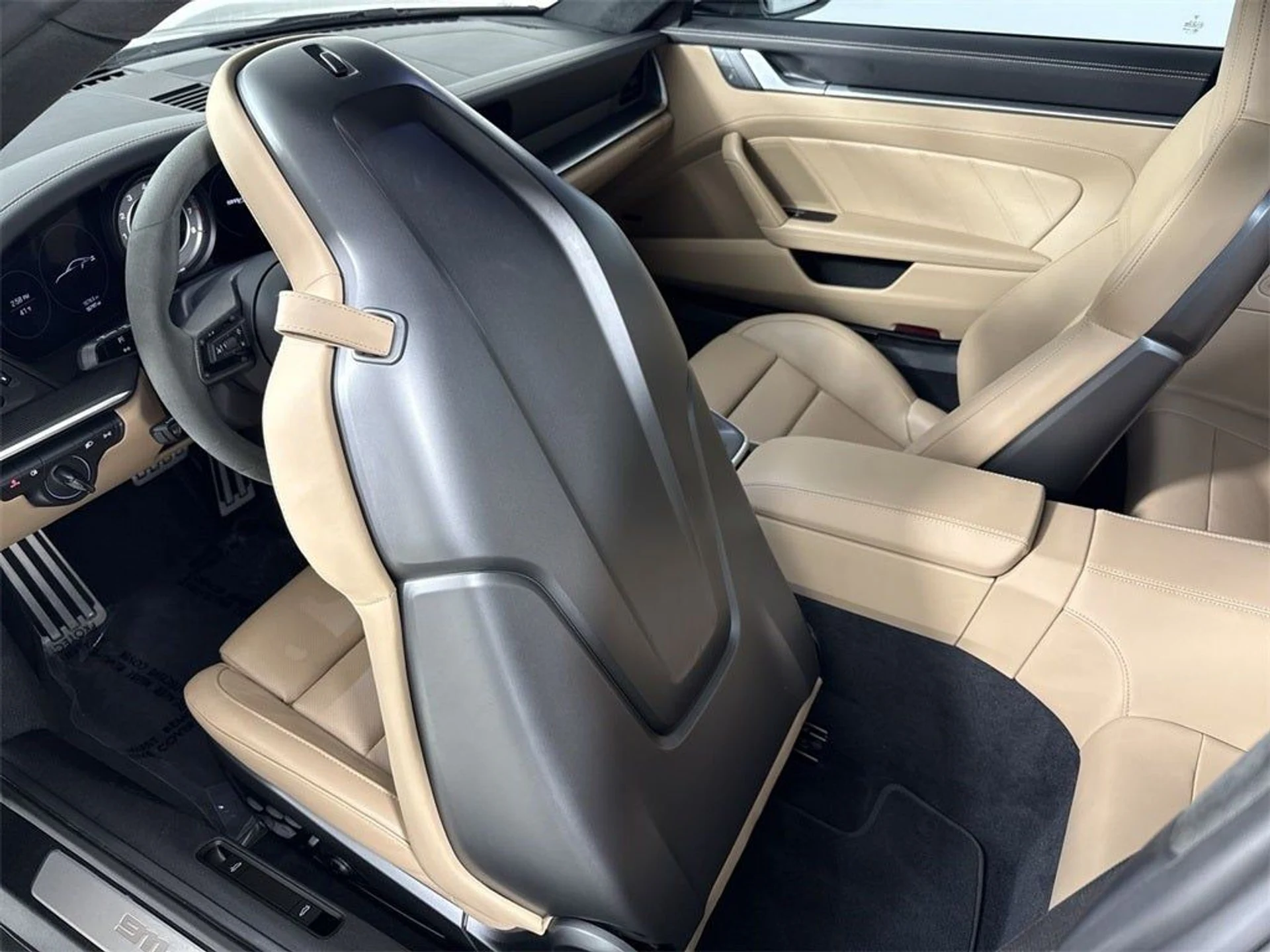 mph025_1186411893_26_55e022b82f